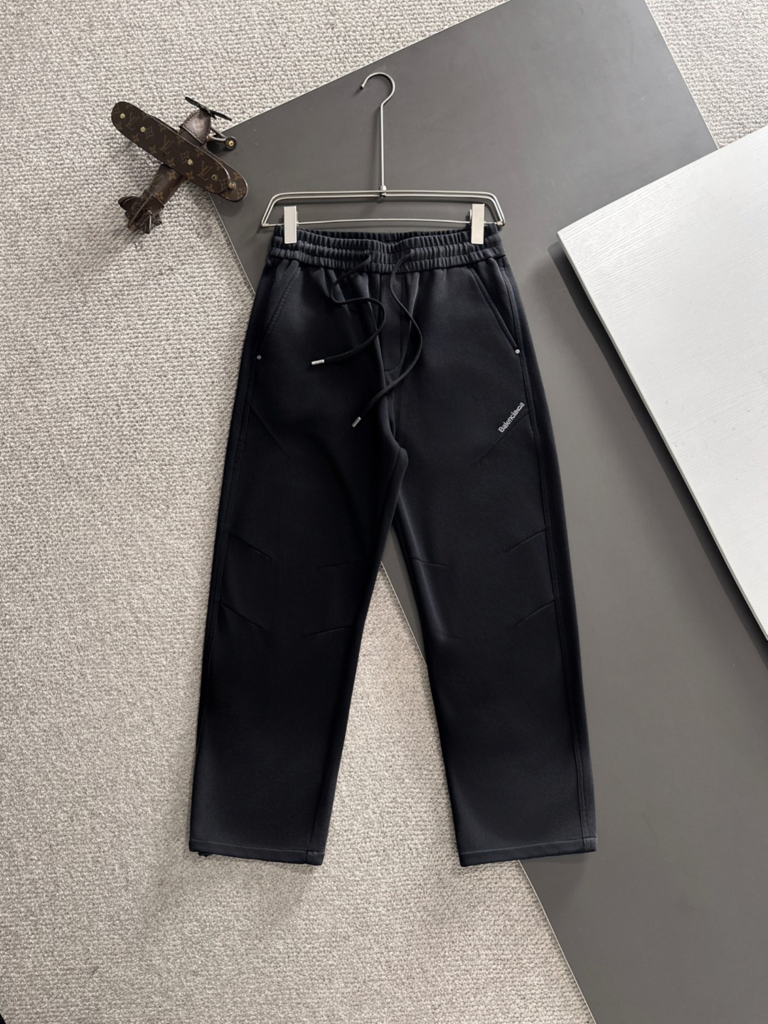Balenciaga 2025 Autumn Elastic Waistband Casual Pants - Premium Quality