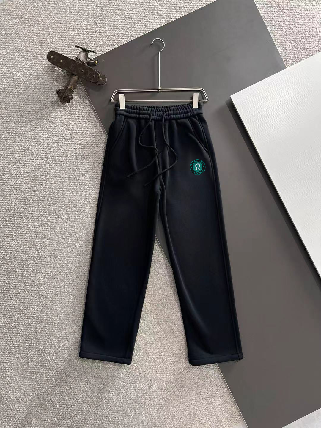 Lulu Black Fleece Lined Sweatpants Elastic Waist Winter Casual Trousers