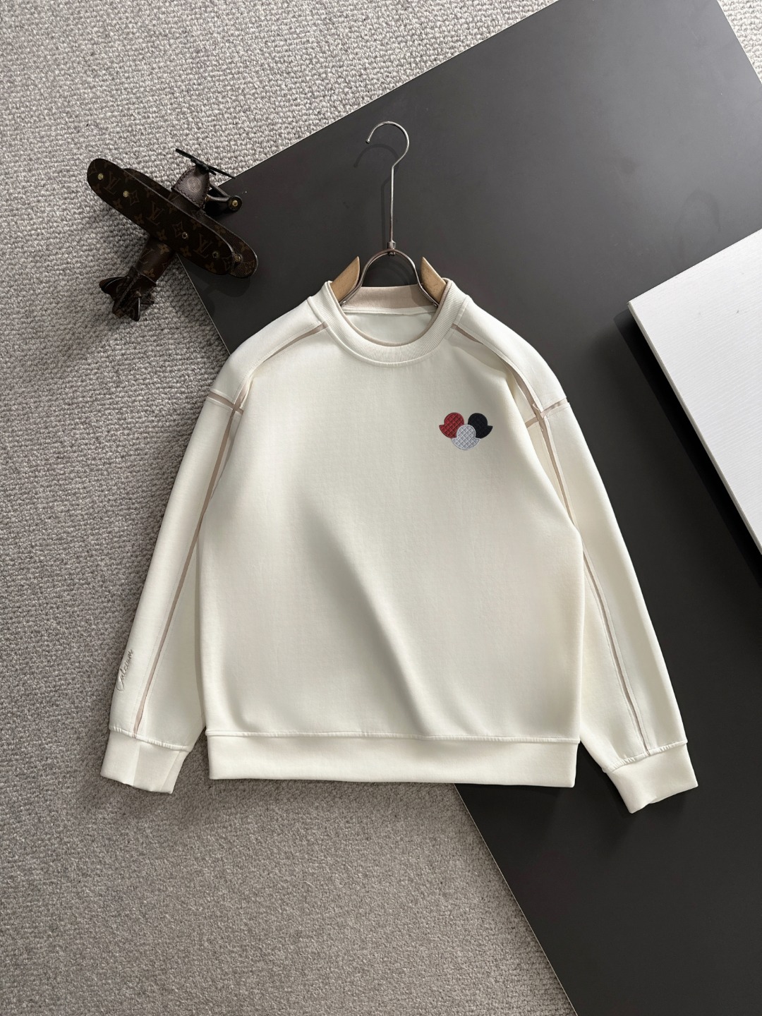 Moncler Inspired Long Sleeve T-Shirt Unisex Top Quality Cotton Blend