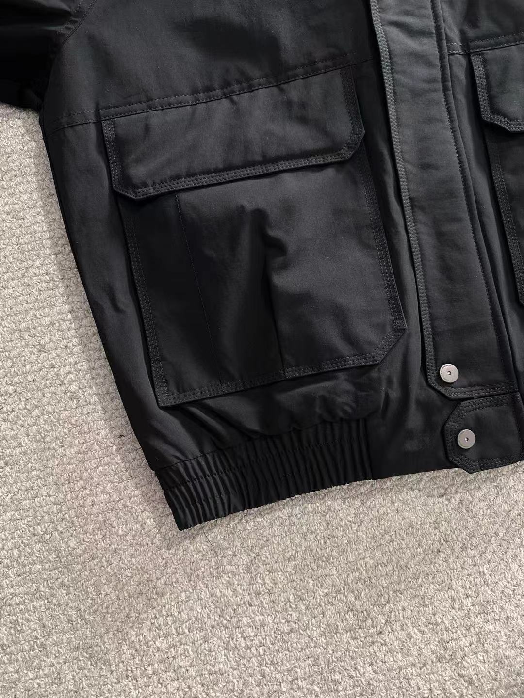 两天货期 大鹅 🔥🔥高端定制 2025冬季官网最新款爆款羽绒服 客供原版订制五金配件全进口原版定制 欢迎