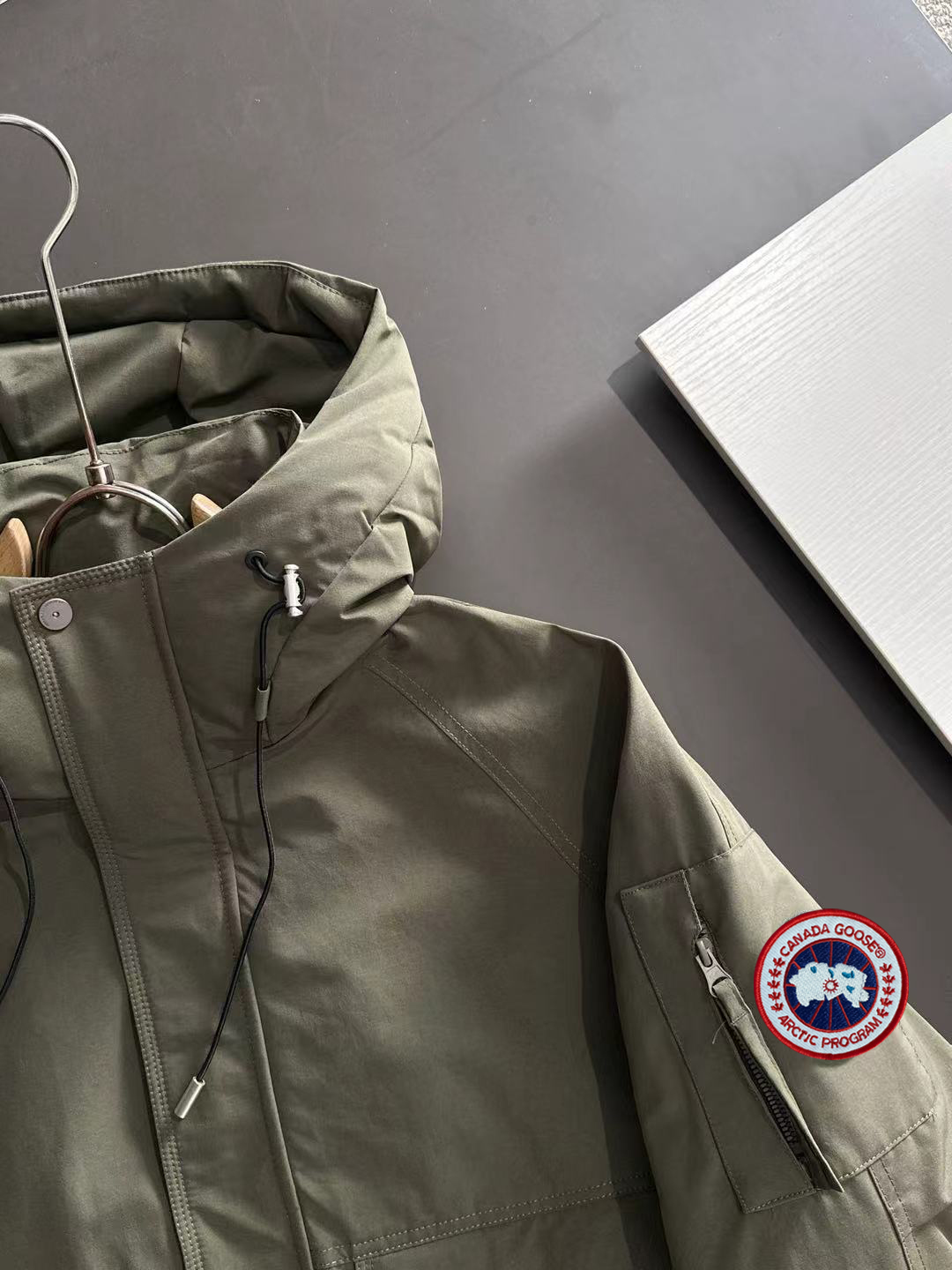 两天货期 大鹅 🔥🔥高端定制 2025冬季官网最新款爆款羽绒服 客供原版订制五金配件全进口原版定制 欢迎