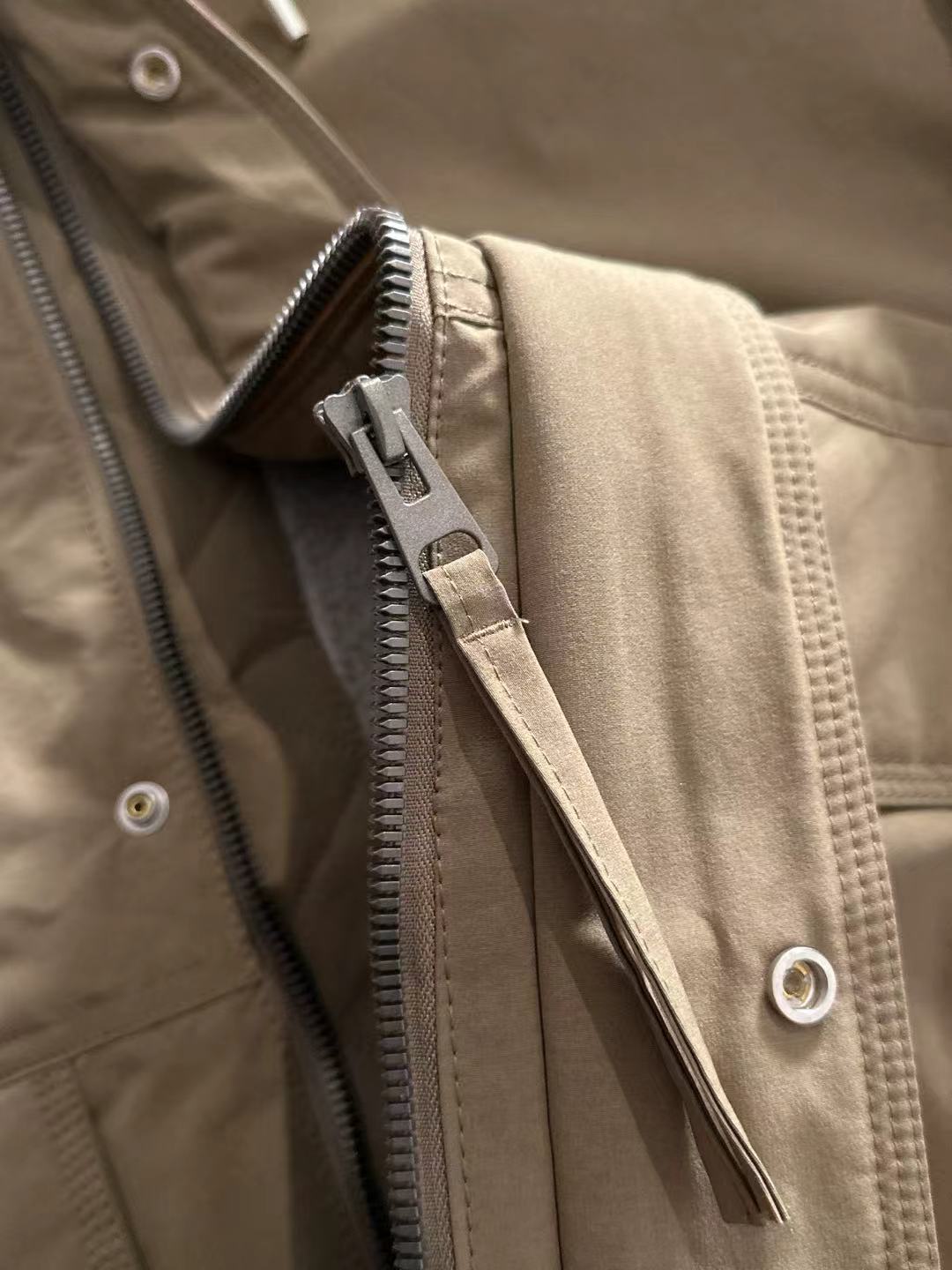 两天货期 大鹅 🔥🔥高端定制 2025冬季官网最新款爆款羽绒服 客供原版订制五金配件全进口原版定制 欢迎