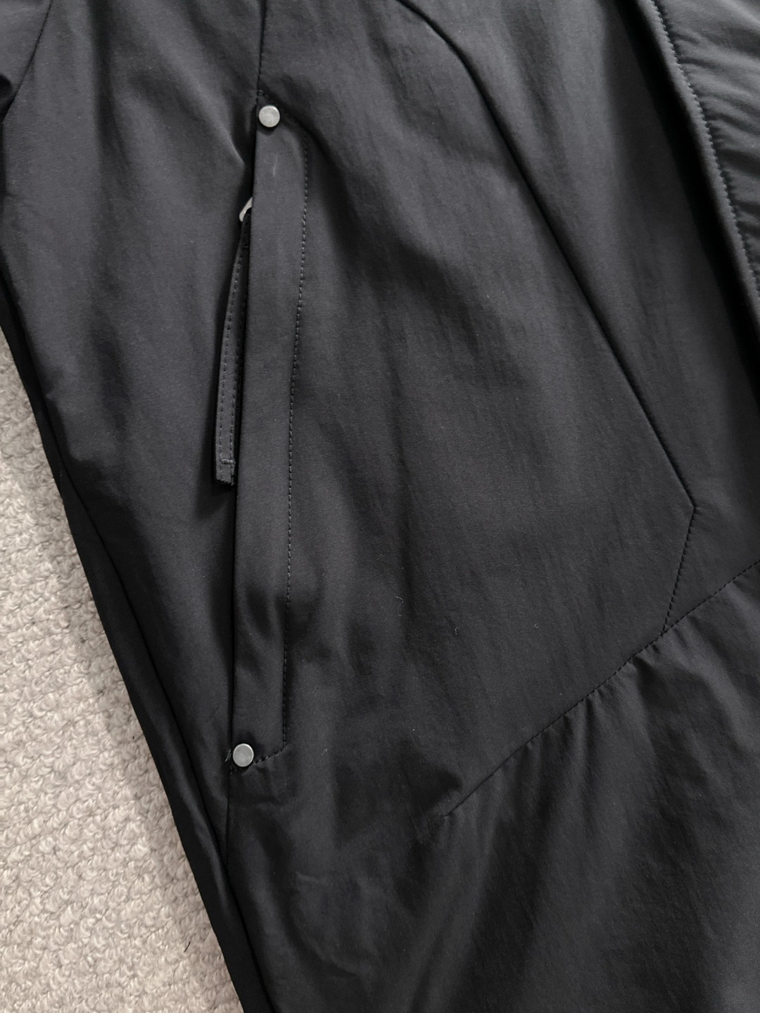 两天货期 蒙口 🔥🔥高端定制 2025冬季官网最新款爆款羽绒服 客供原版订制五金配件全进口原版定制 欢迎