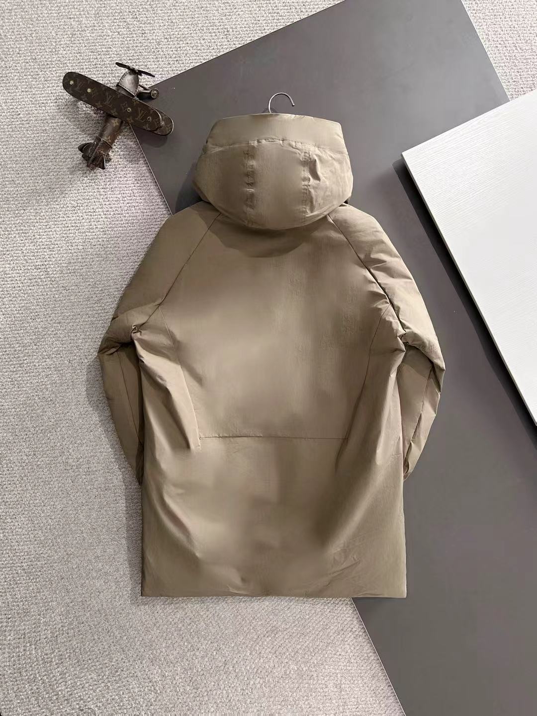 两天货期 蒙口 🔥🔥高端定制 2025冬季官网最新款爆款羽绒服 客供原版订制五金配件全进口原版定制 欢迎