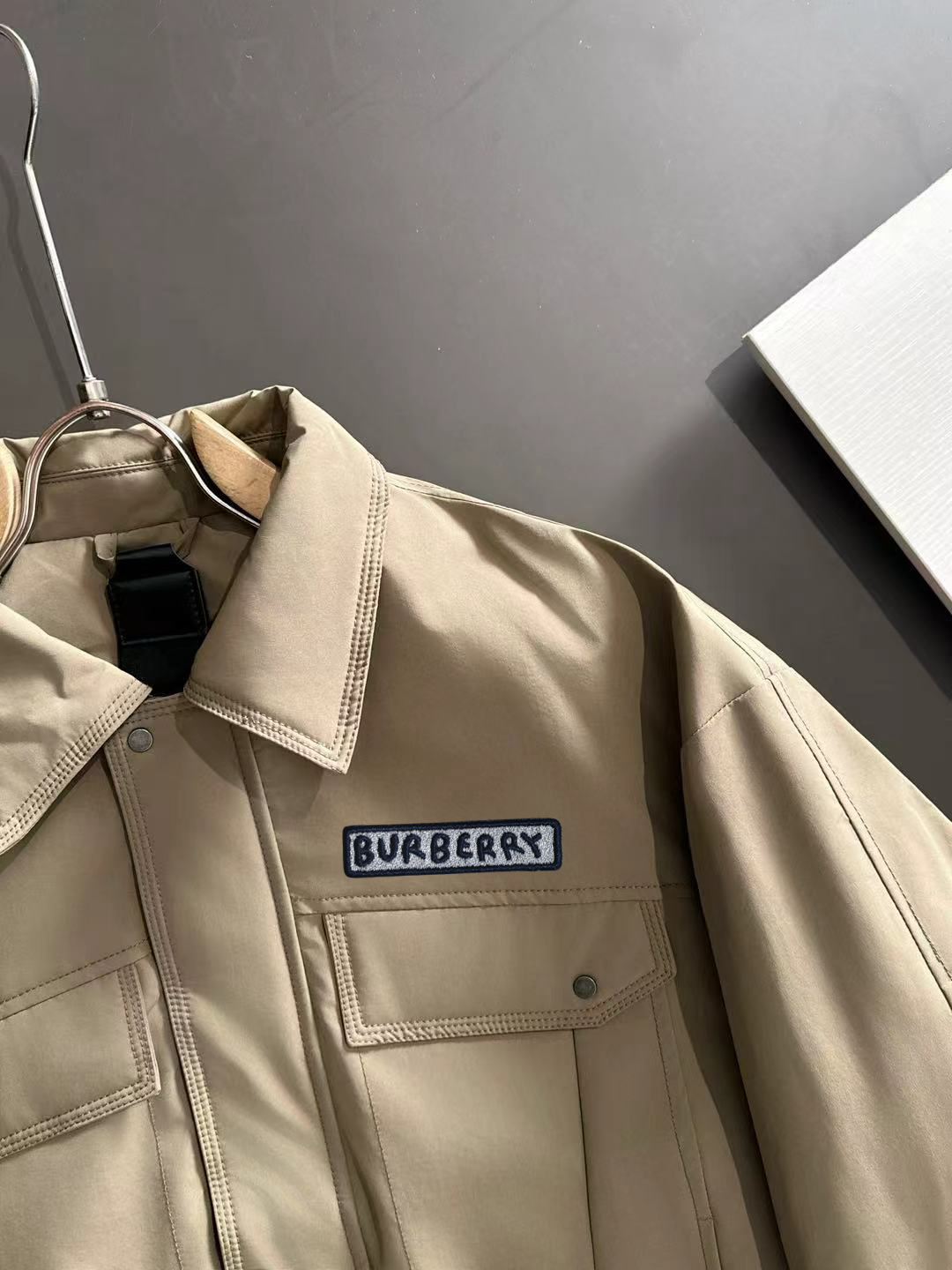 两天货期 巴宝莉 🔥🔥高端定制 2025冬季官网最新款爆款羽绒服 客供原版订制五金配件全进口原版定制 欢