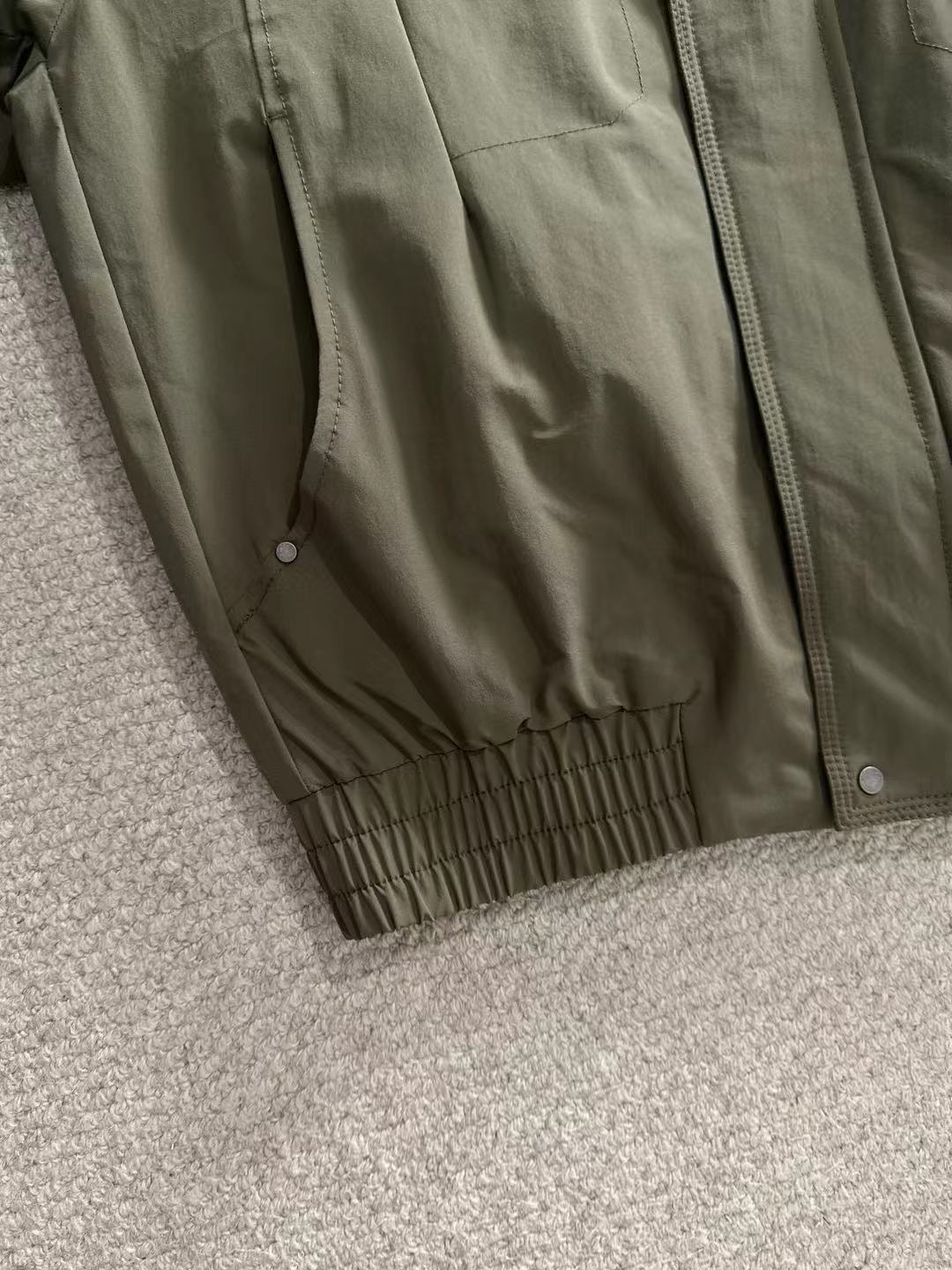 两天货期 巴宝莉 🔥🔥高端定制 2025冬季官网最新款爆款羽绒服 客供原版订制五金配件全进口原版定制 欢