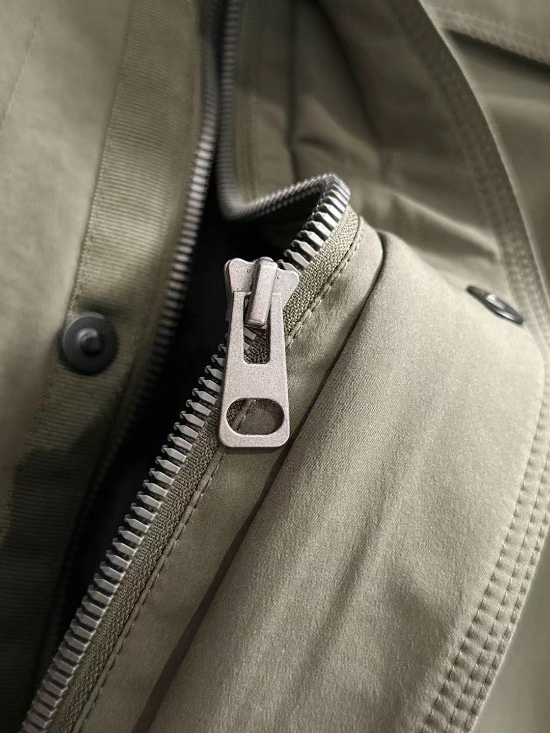 两天货期 巴宝莉 🔥🔥高端定制 2025冬季官网最新款爆款羽绒服 客供原版订制五金配件全进口原版定制 欢