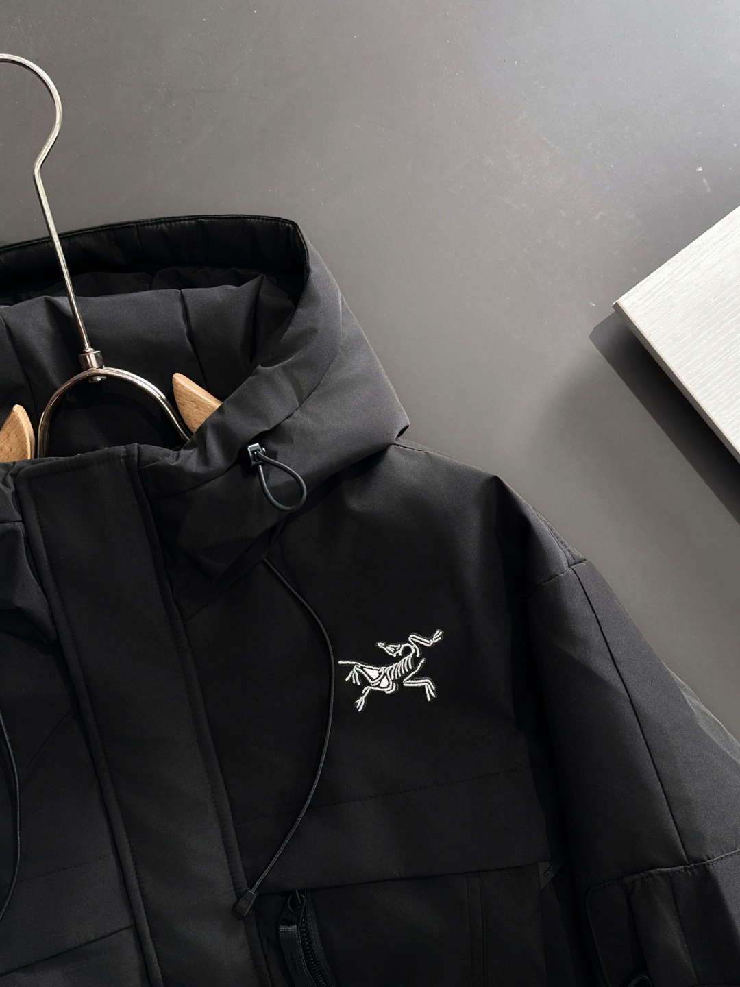 两天货期 始祖鸟 🔥🔥高端定制 2025冬季官网最新款爆款羽绒服 客供原版订制五金配件全进口原版定制 欢