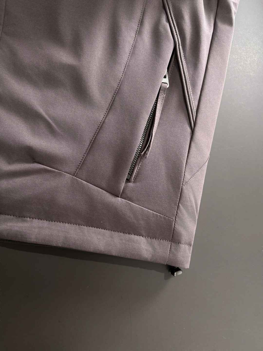 两天货期 大鹅 🔥🔥高端定制 2025冬季官网最新款爆款羽绒服 客供原版订制五金配件全进口原版定制 欢迎