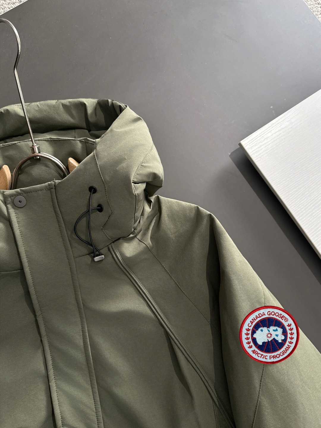 两天货期 大鹅 🔥🔥高端定制 2025冬季官网最新款爆款羽绒服 客供原版订制五金配件全进口原版定制 欢迎