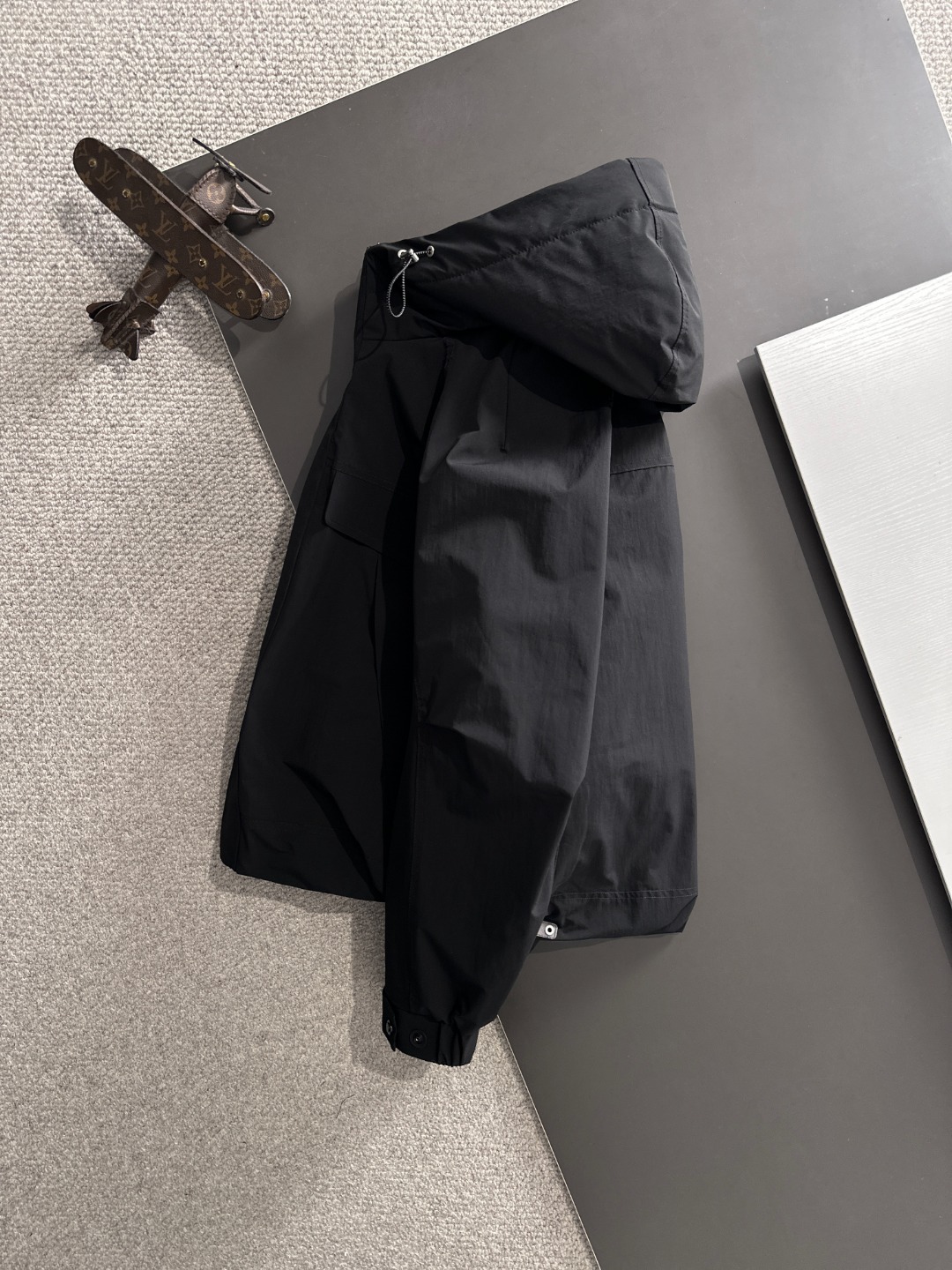 两天货期 巴黎世家 🔥🔥高端定制 2025冬季官网最新款爆款羽绒服 客供原版订制五金配件全进口原版定制 