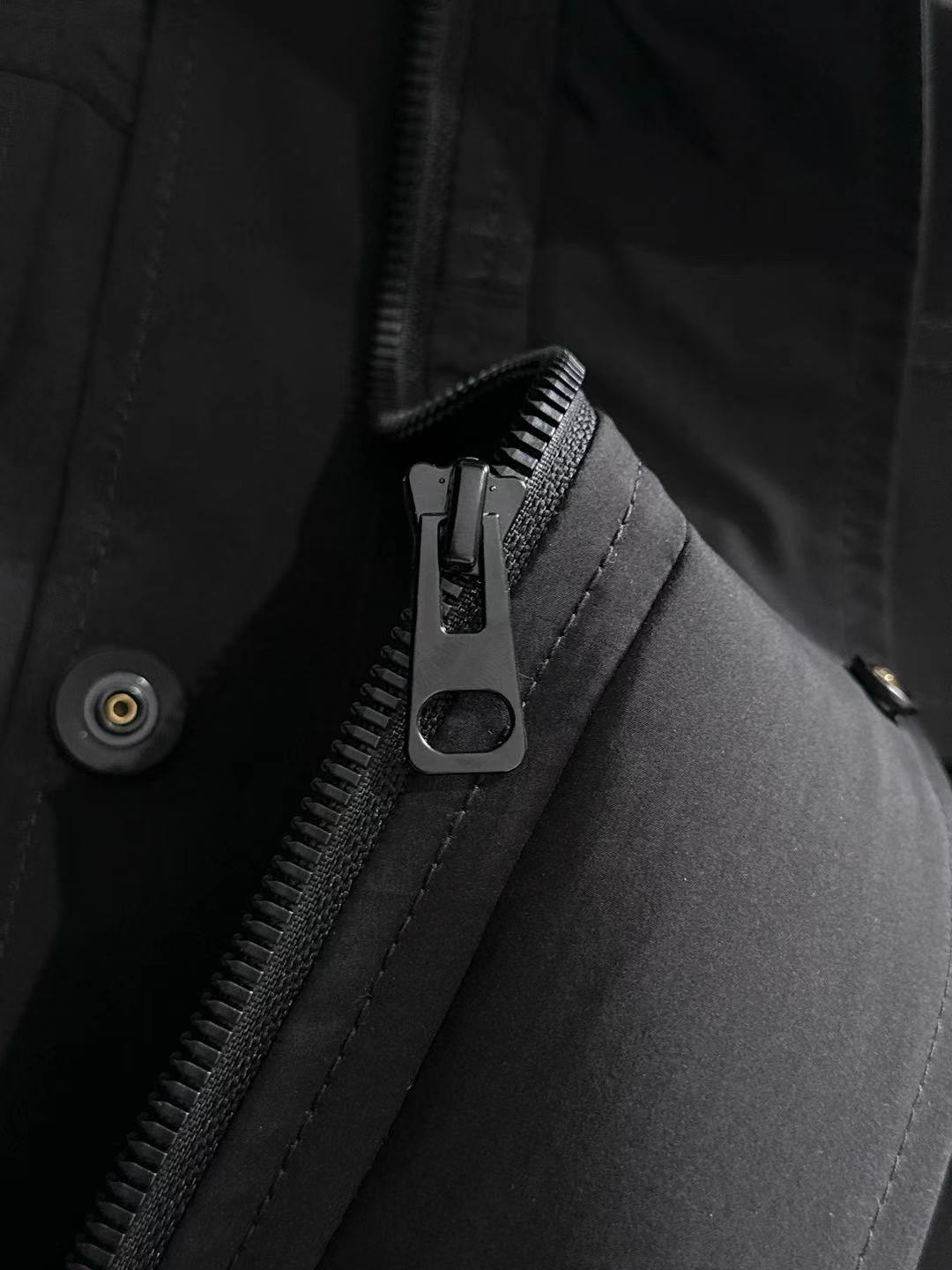 两天货期 巴黎世家 🔥🔥高端定制 2025冬季官网最新款爆款羽绒服 客供原版订制五金配件全进口原版定制 