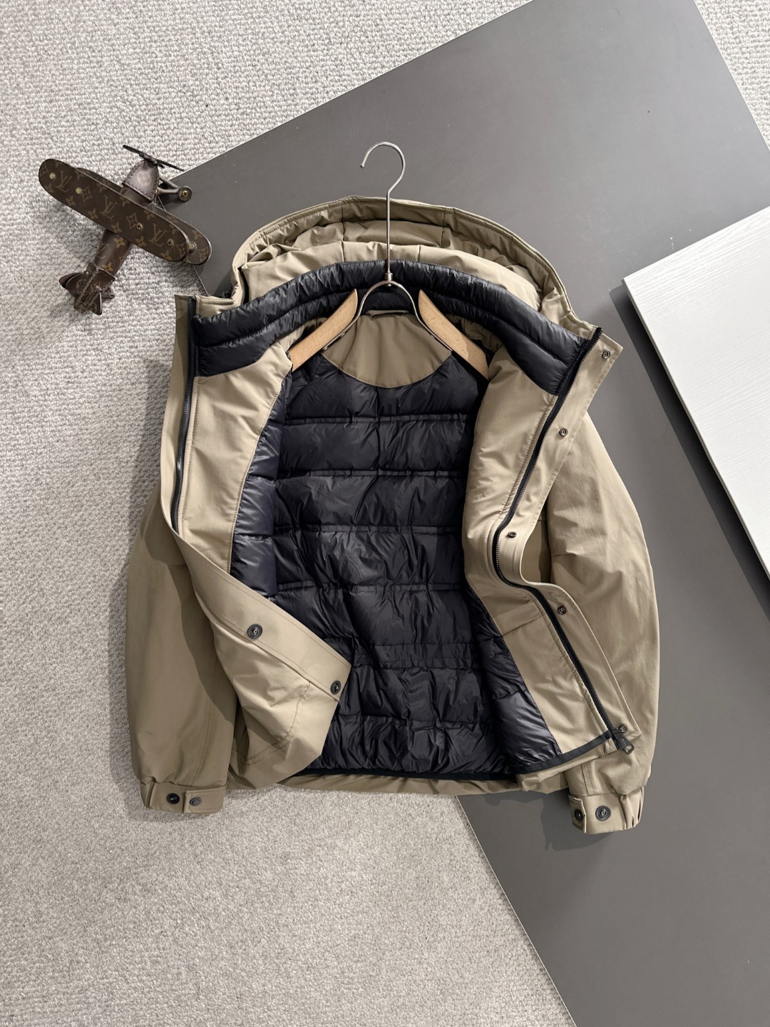 两天货期 巴黎世家 🔥🔥高端定制 2025冬季官网最新款爆款羽绒服 客供原版订制五金配件全进口原版定制 