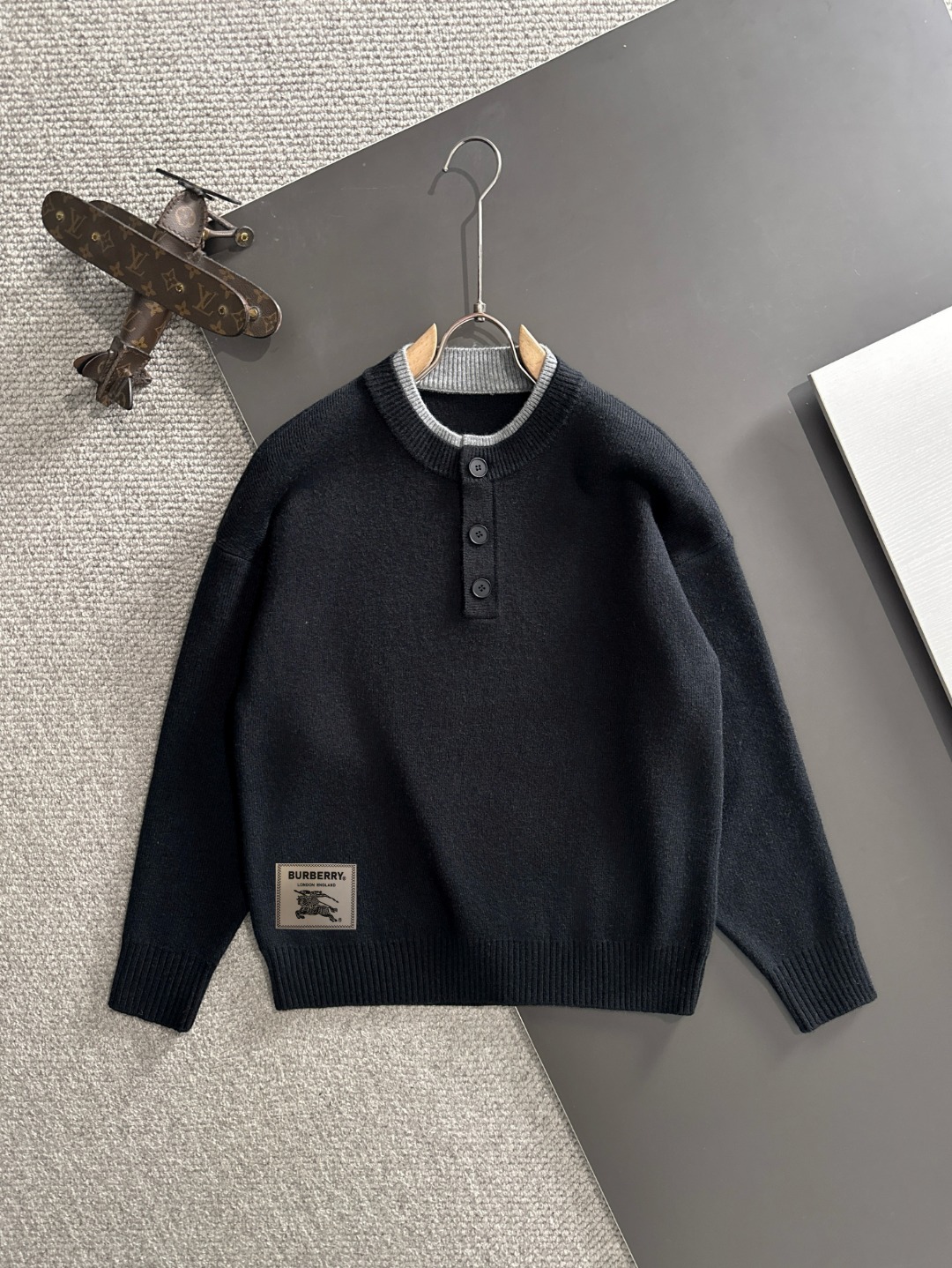 Burberry Wool Blend Knit Sweater with Logo Patch, Slim Fit, M-2XL