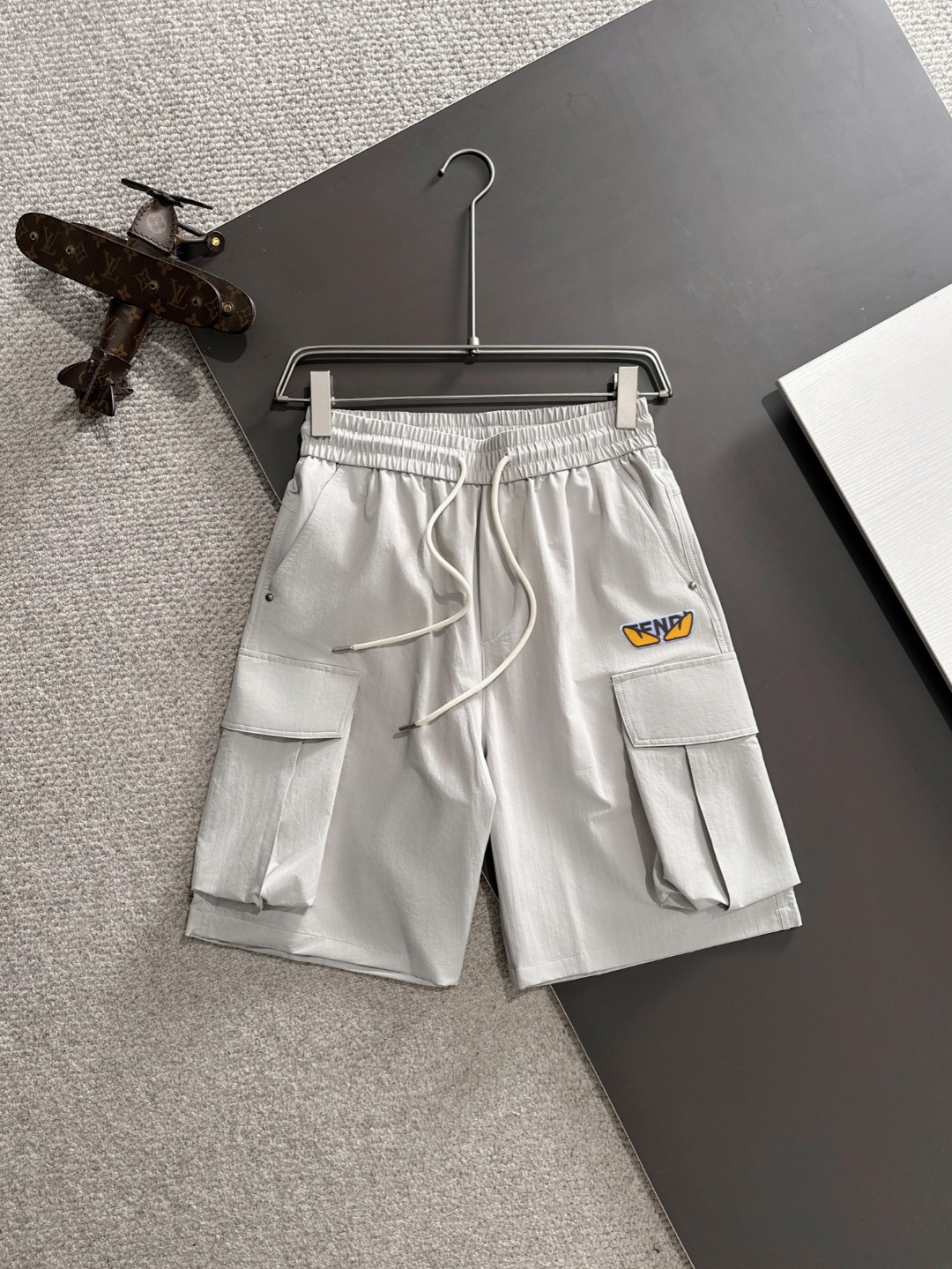 Envío al día siguiente P160 artículo de alta gama Fendi 2026 primavera/verano nuevo estilo pantalones cortos casuales c…