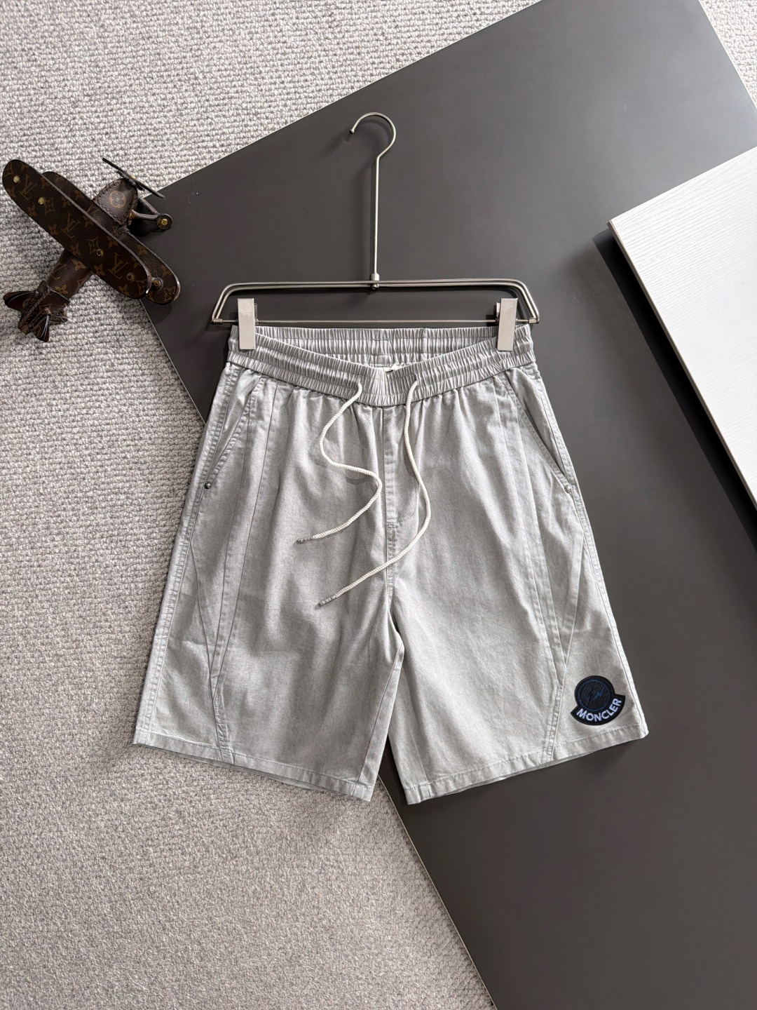 Envío al día siguiente P160 producto de alta gama Monto pantalones cortos casuales de cintura elástica nuevos de primav…