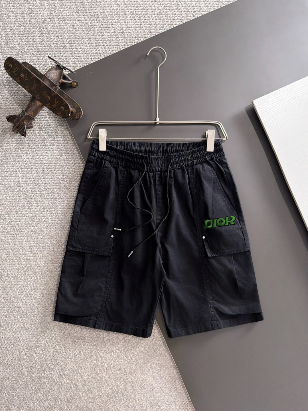 Envío al día siguiente P160 Productos de alta gama Dior 2026 primavera y verano nuevos pantalones cortos casuales con b…