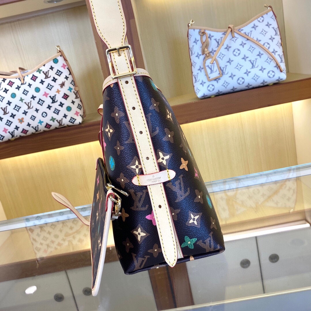 变色皮,,M24707,M46203 小号推出崭新 CarryAll 中号手袋,以 Monogram 帆