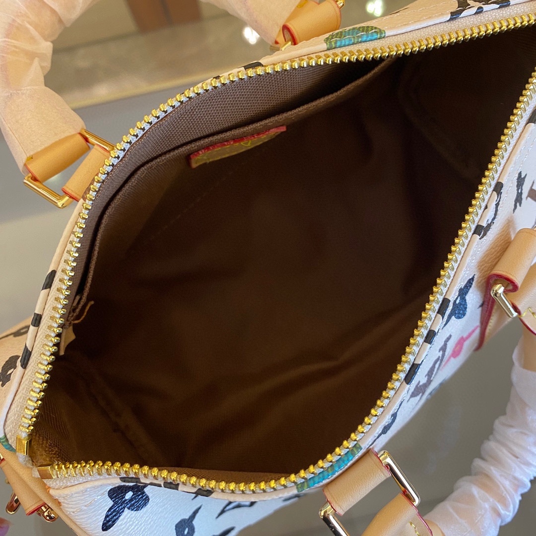 双面变色皮,,M24424 M24849老花彩菊本款 Keepall 25 手袋取材 Monogram