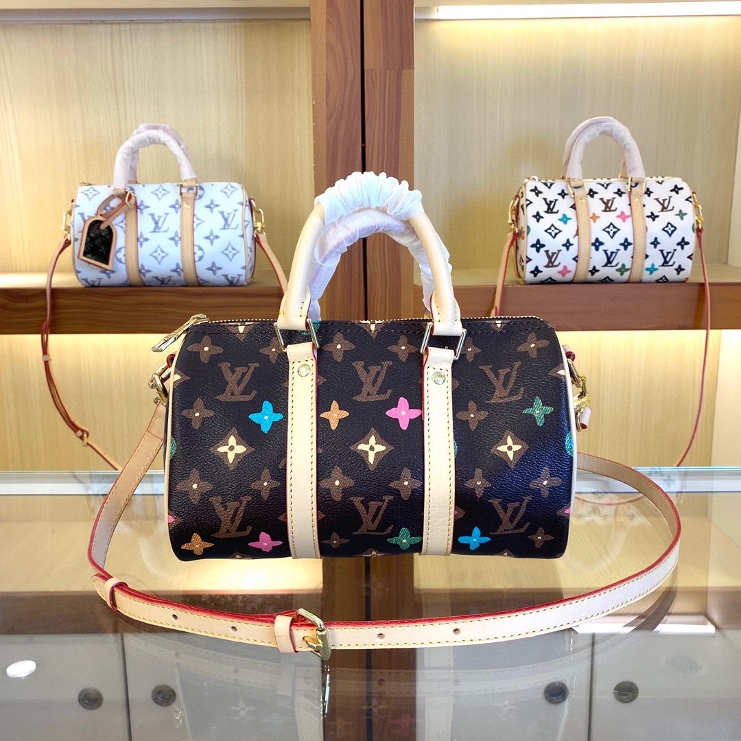双面变色皮,,M24424 M24849老花彩菊本款 Keepall 25 手袋取材 Monogram
