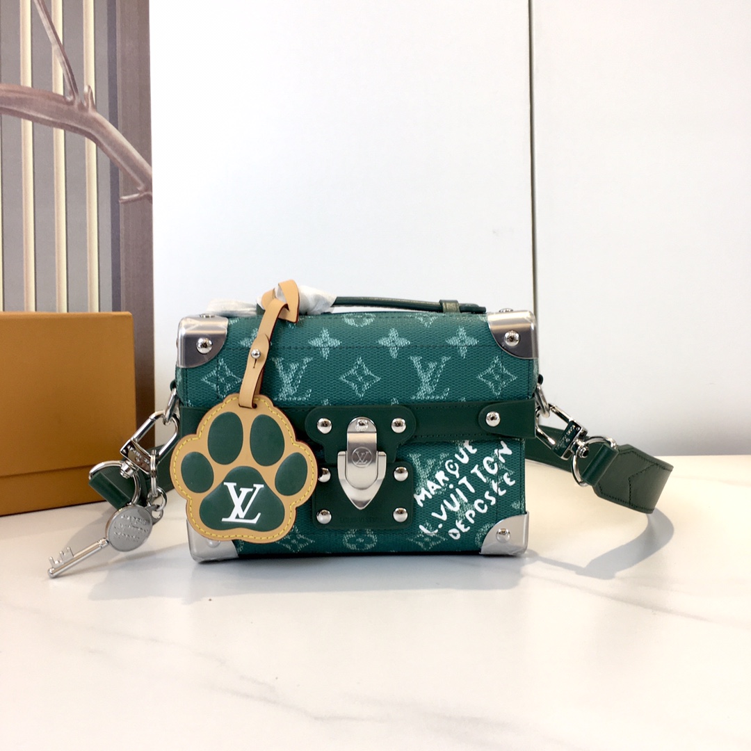 Louis Vuitton Soul Trunk Monogram Dust Green Messenger Bag 3 i1734415147 2750 6