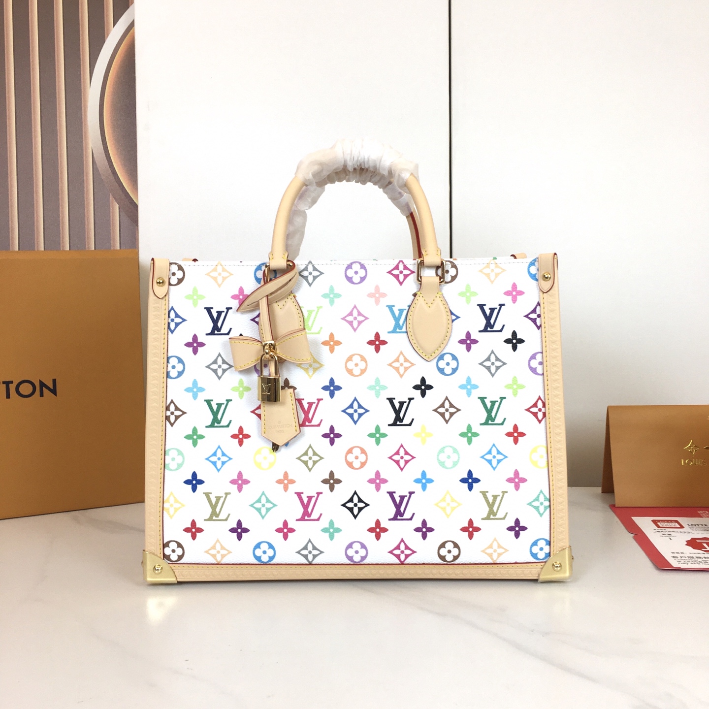 Louis Vuitton OnTheGo Murakami Takashi White Multicolor Monogram Tote Bag