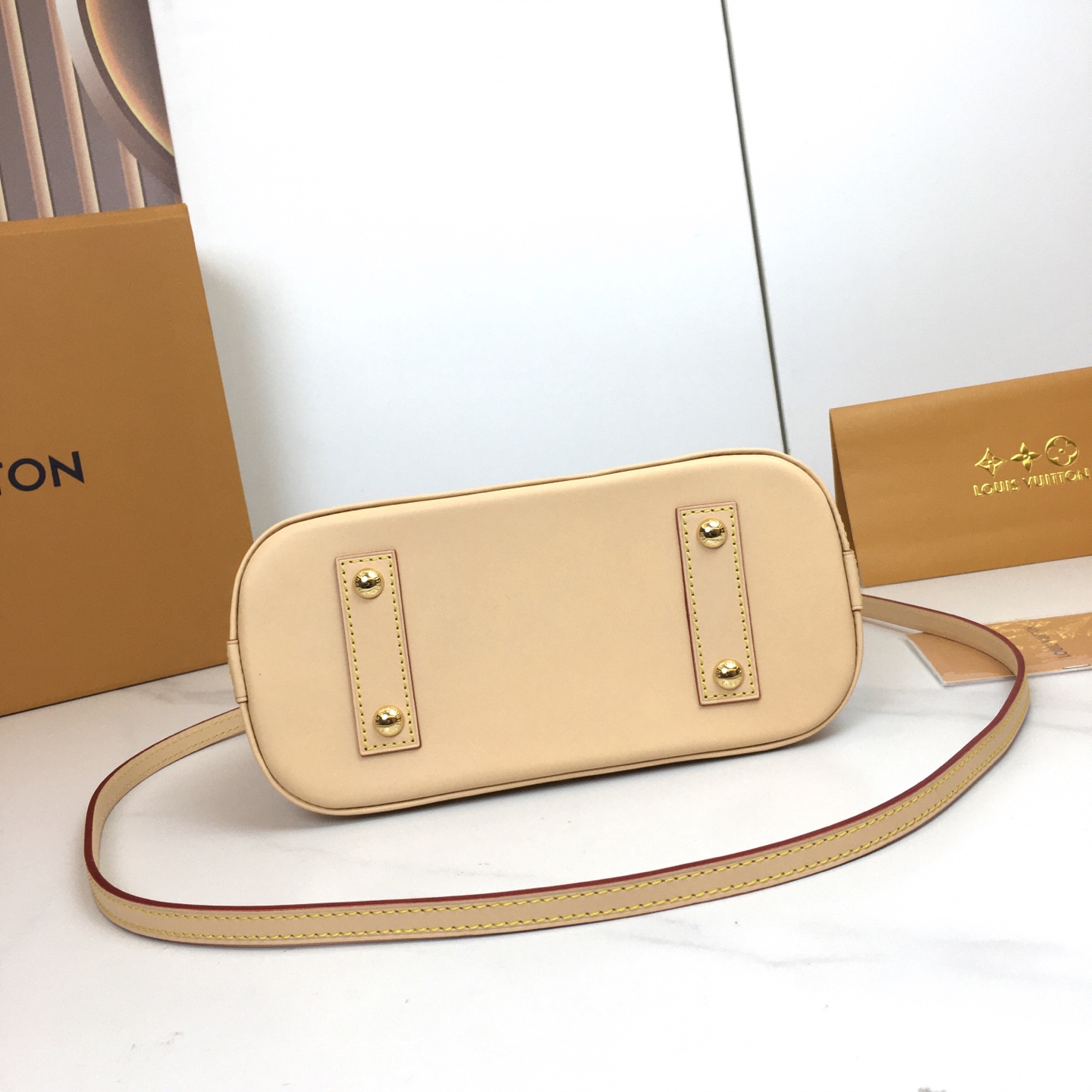 Louis Vuitton Alma BB Multicolor Monogram Canvas Crossbody Satchel Handbag 7 i1742660171324 9165 0 5