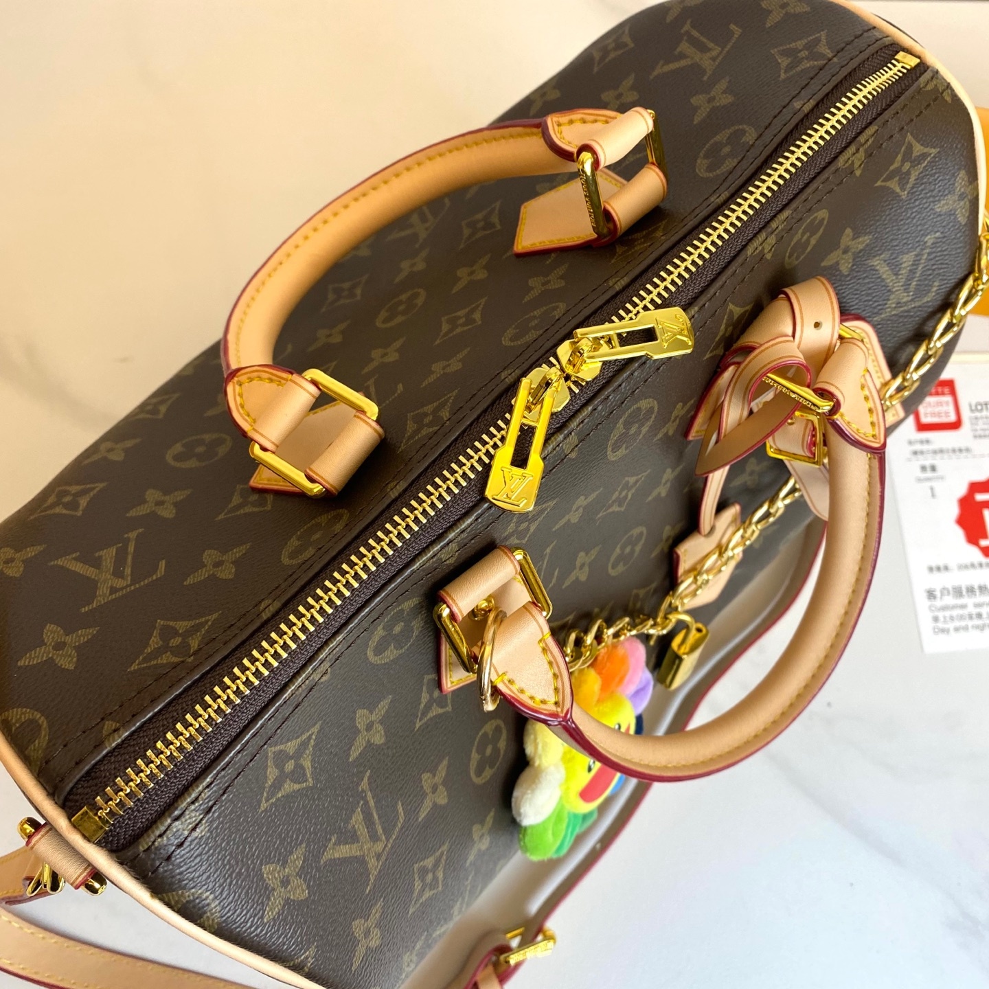 ,M40391,SPeedy 30手袋 是款一完美的都市手袋。 标志性造的型与经典的 Monogram