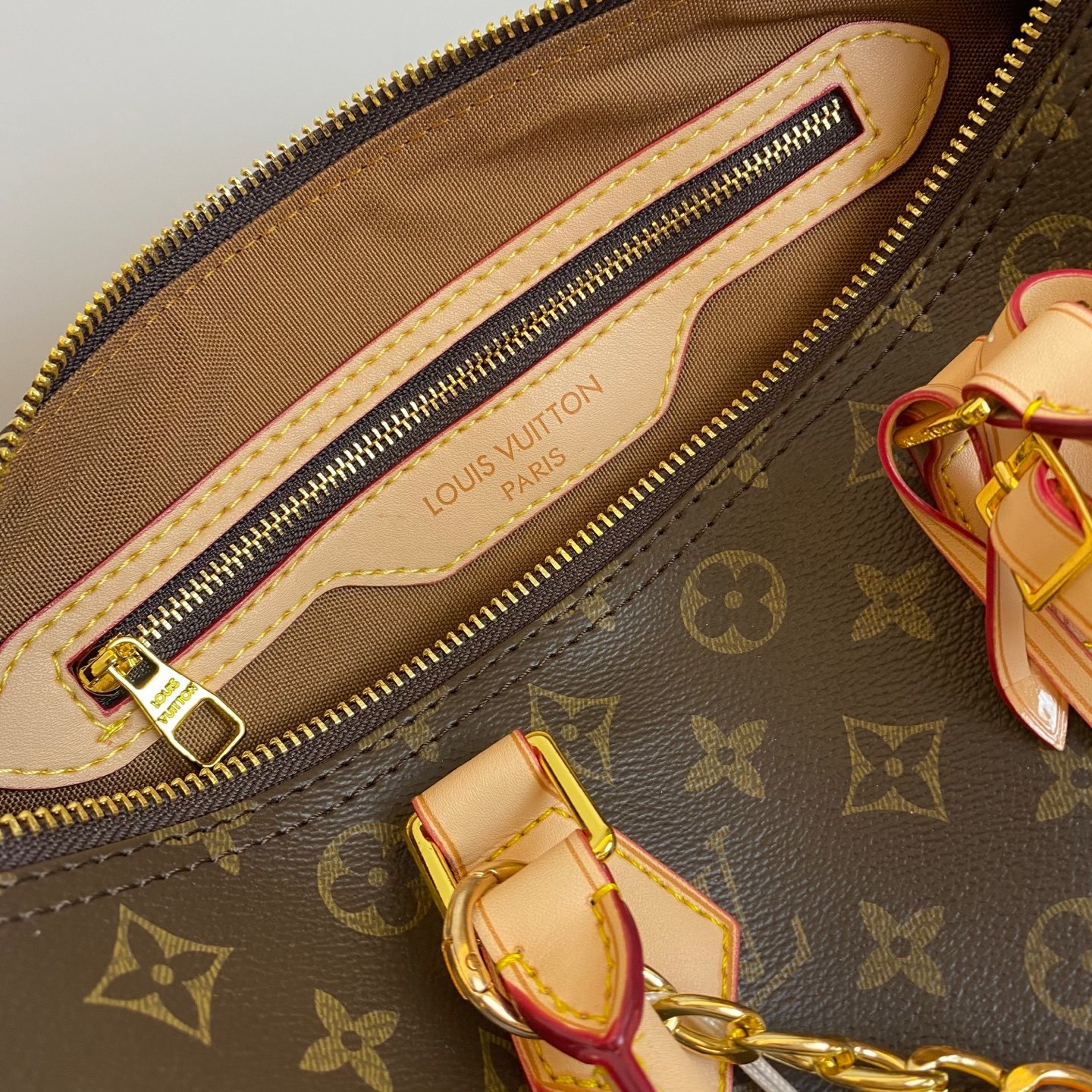 ,M40391,SPeedy 30手袋 是款一完美的都市手袋。 标志性造的型与经典的 Monogram