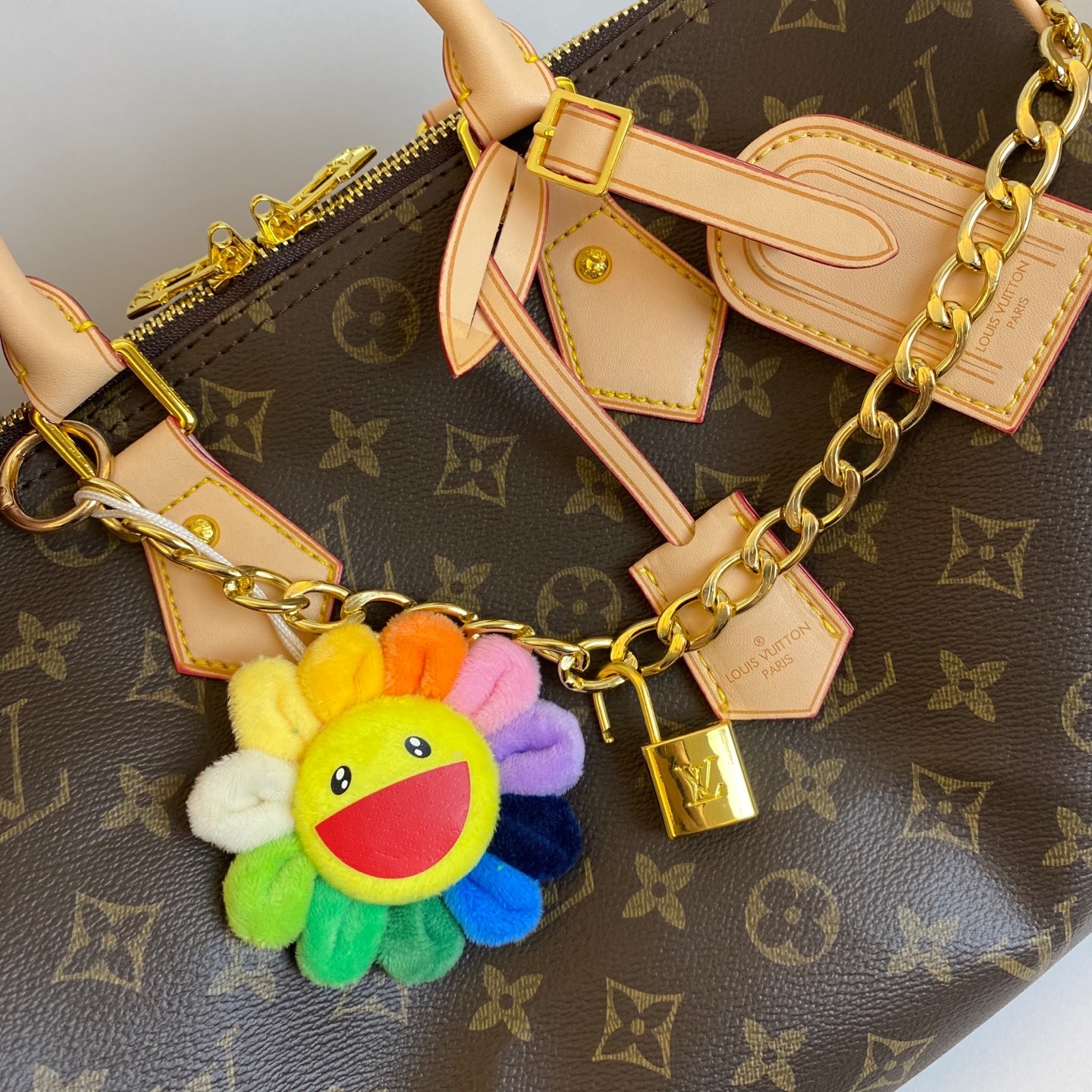 ,M40391,SPeedy 30手袋 是款一完美的都市手袋。 标志性造的型与经典的 Monogram