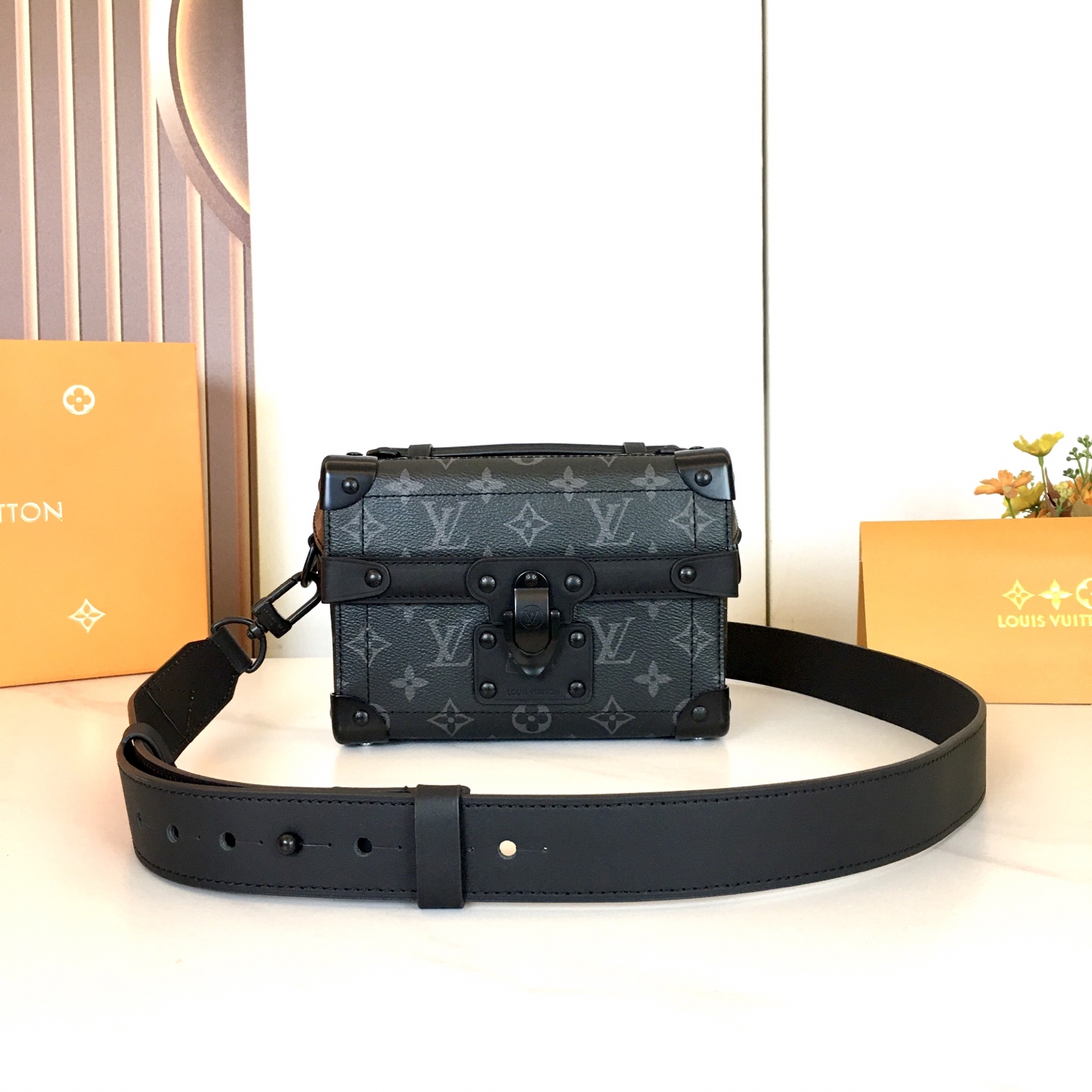 Louis Vuitton Soul Trunk Messenger Bag Monogram Dust Canvas - M11743 1 i1747671789767 4194 0 0