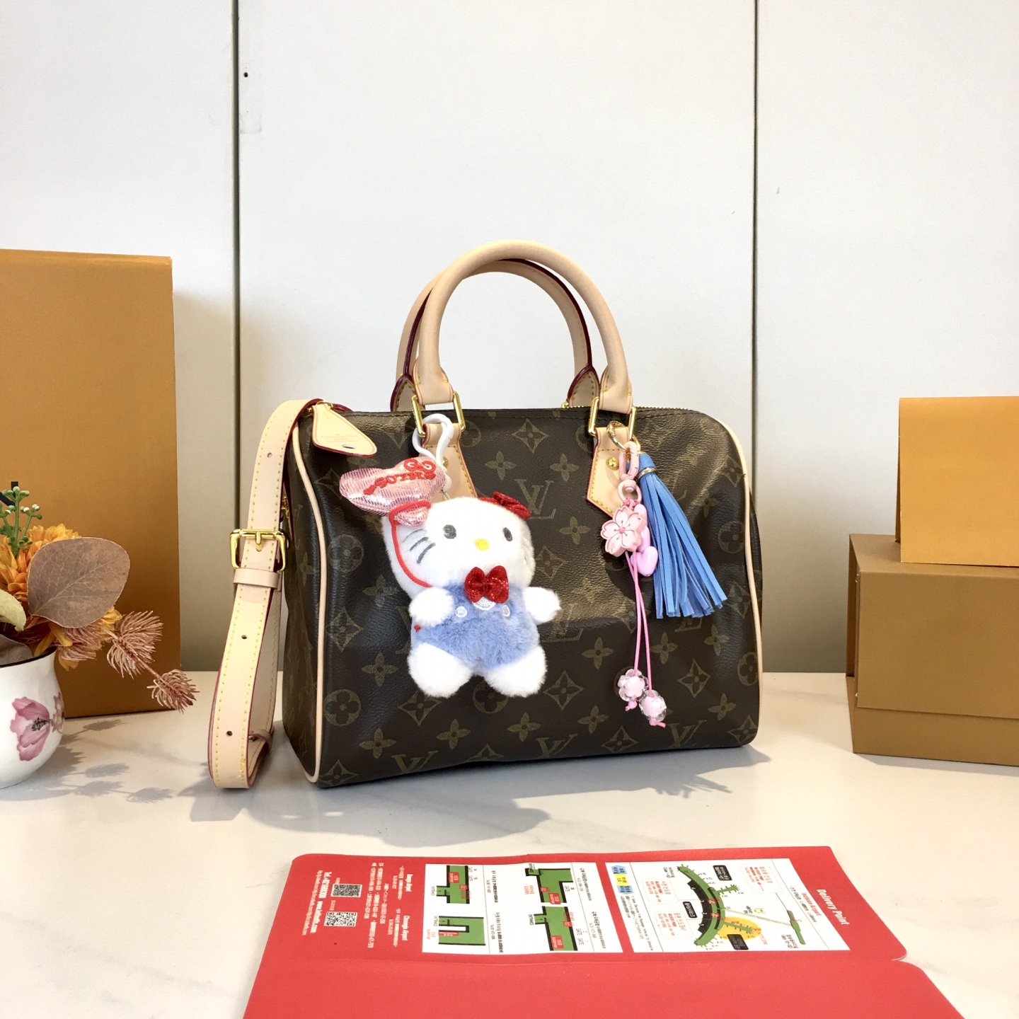 ,顶级原版，M40395，Speedy 25手袋 是款一完美的都市手袋。 标志性造的型与经典的 Monogram 帆布，