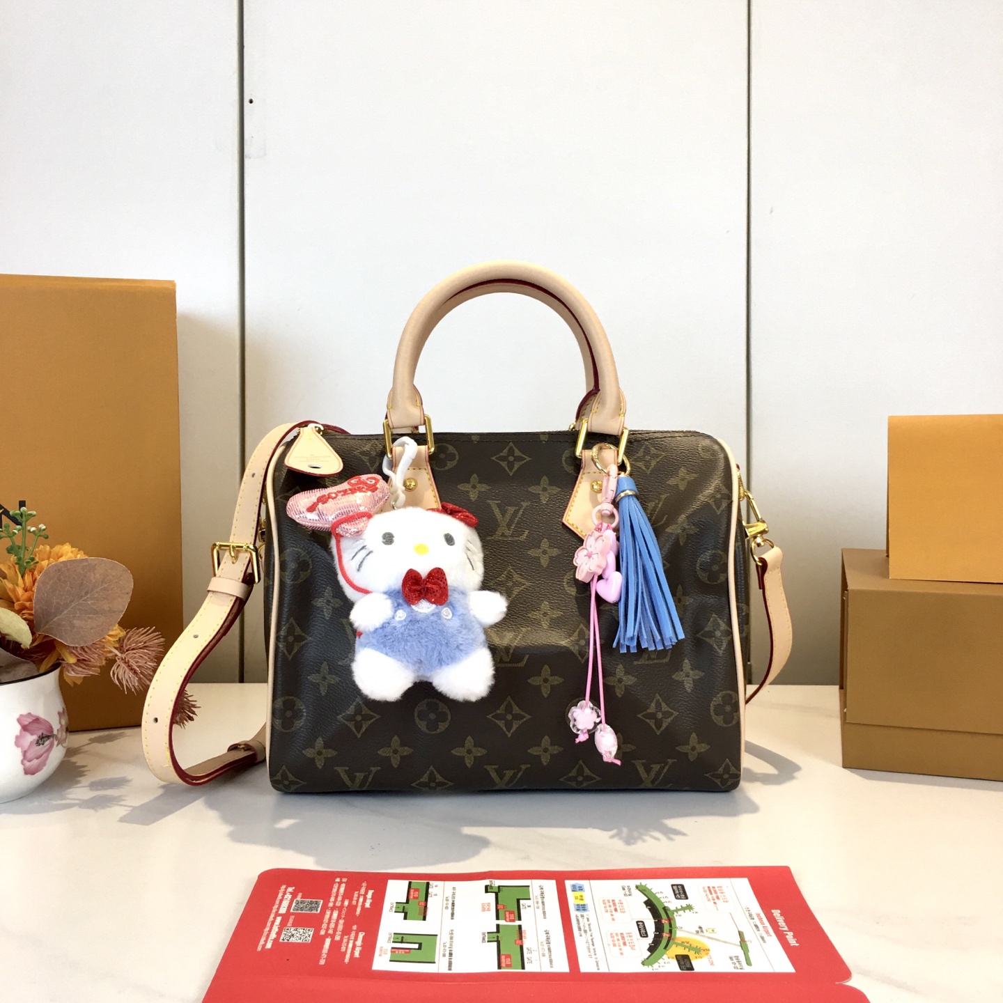 ,顶级原版，M40395，Speedy 25手袋 是款一完美的都市手袋。 标志性造的型与经典的 Monogram 帆布，
