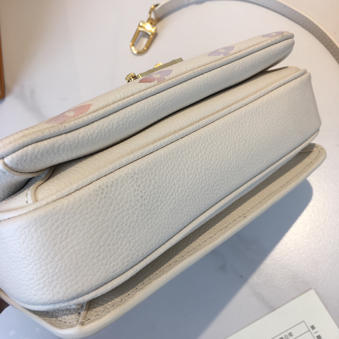 Louis Vuitton White Monogram Empreinte Leather Métis East West Crossbody Bag 8 i1753639802792 1021 0 6