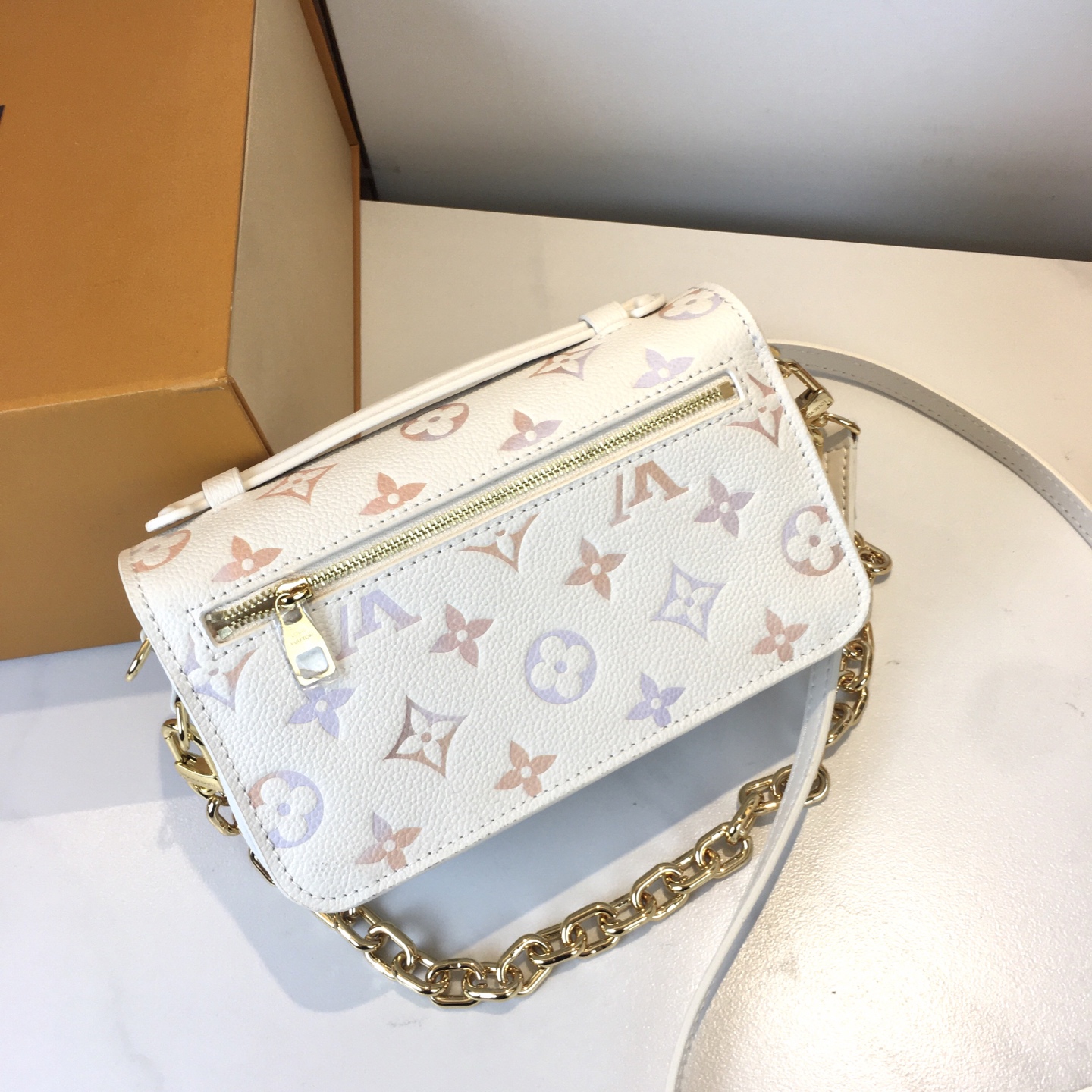 Louis Vuitton White Monogram Empreinte Leather Métis East West Crossbody Bag 5 i1753639803755 1297 0 3