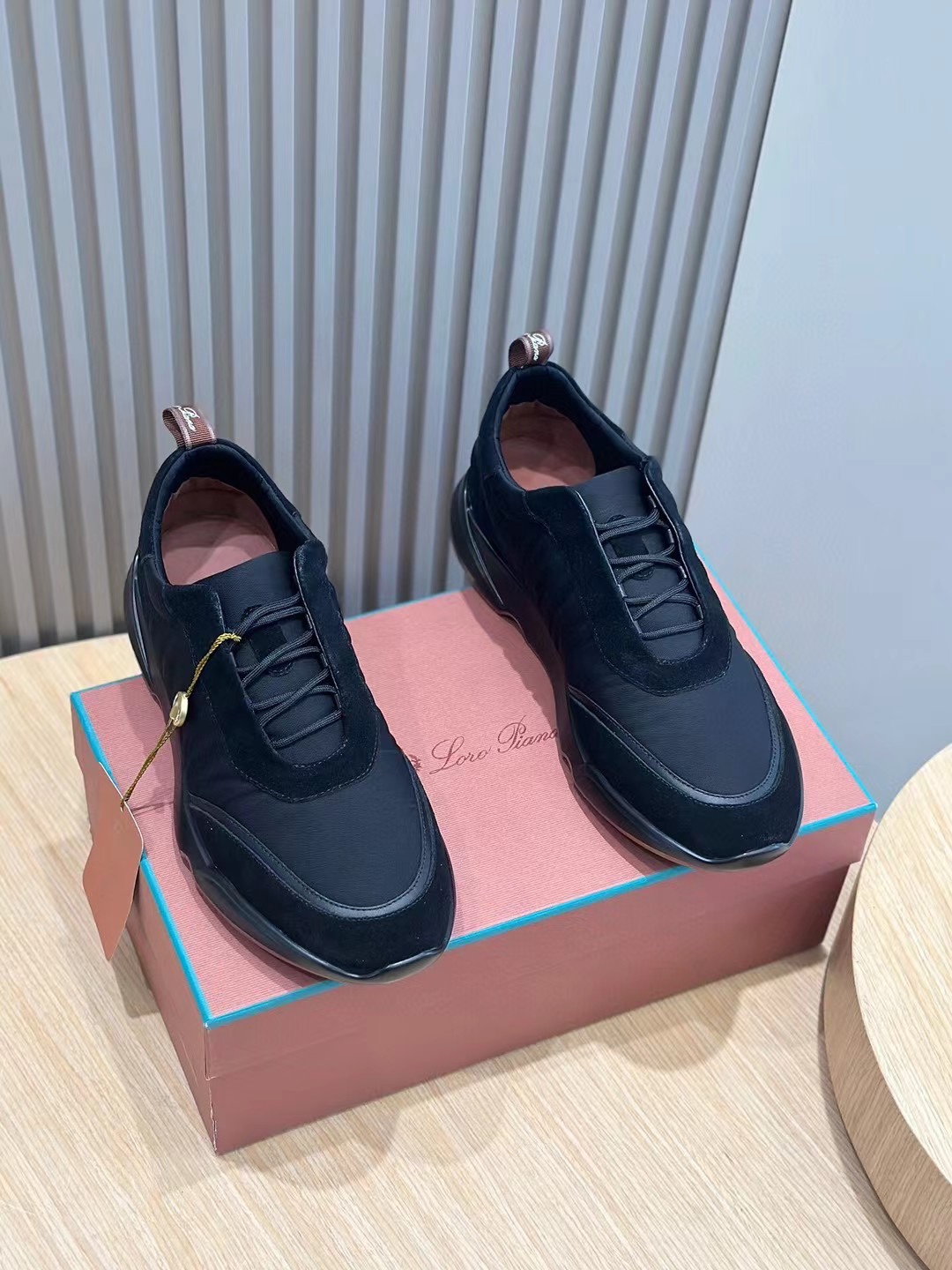 loro Piana Modular Walk Zapatillas deportivas para hombreEstas zapatillas deportivas están confeccio