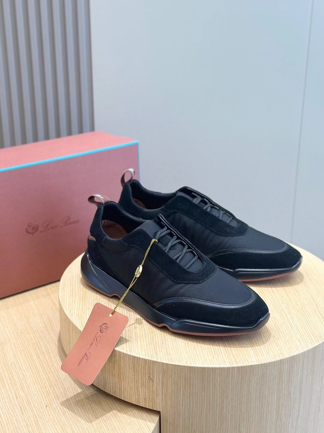loro Piana Modular Walk Zapatillas deportivas para hombreEstas zapatillas deportivas están confeccio