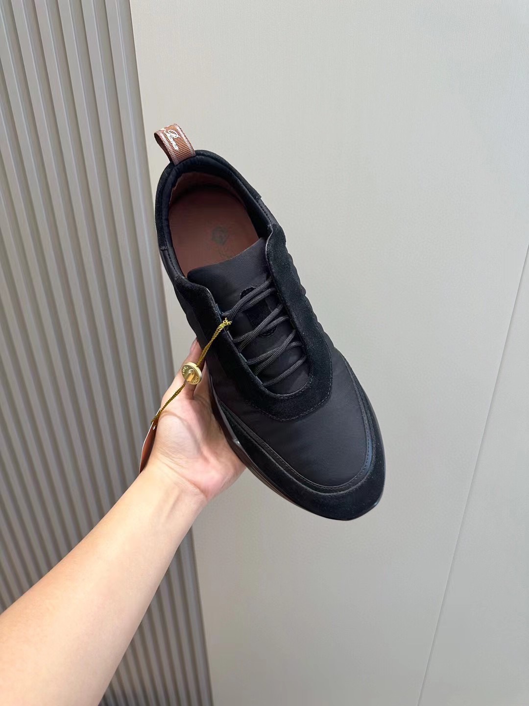 loro Piana Modular Walk Zapatillas deportivas para hombreEstas zapatillas deportivas están confeccio