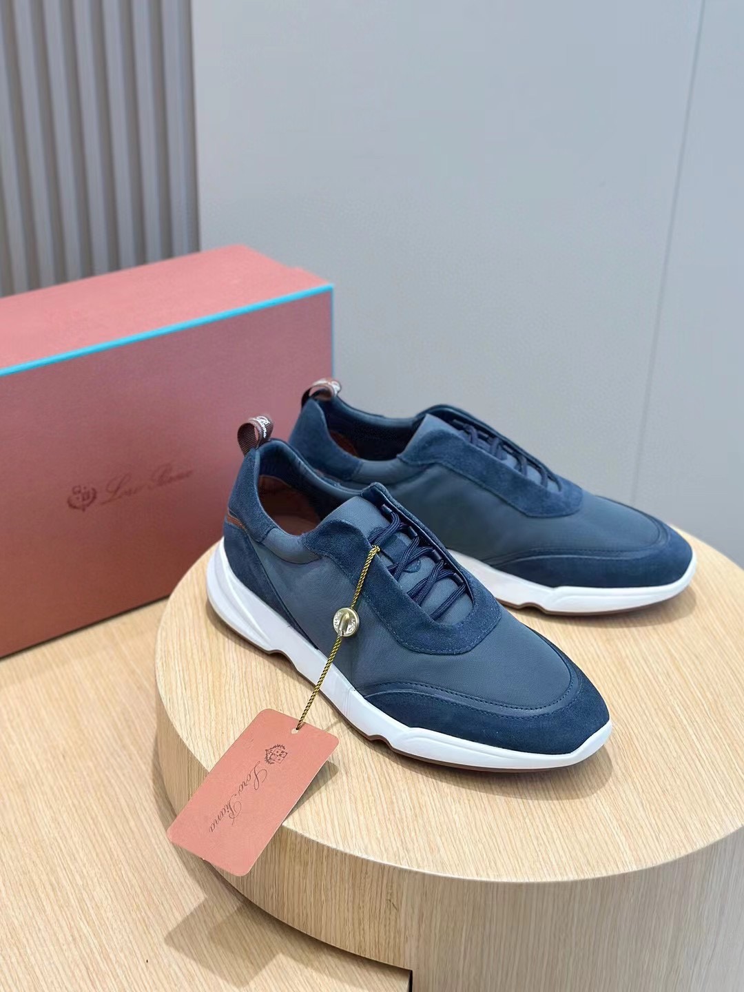 loro Piana Modular Walk Zapatillas deportivas para hombreEstas zapatillas deportivas están confeccio