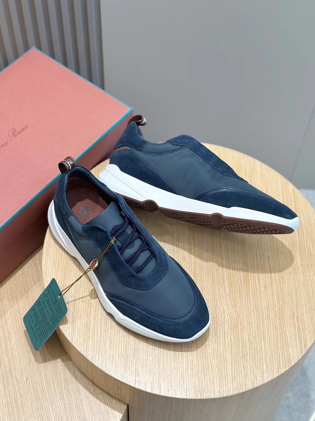 loro Piana Modular Walk Zapatillas deportivas para hombreEstas zapatillas deportivas están confeccio