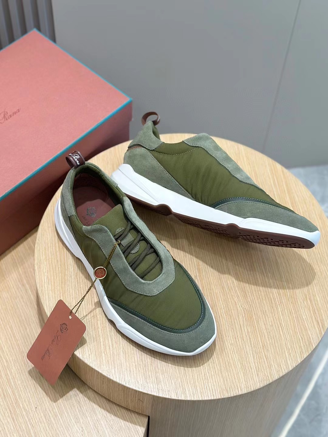 loro Piana Modular Walk Zapatillas deportivas para hombreEstas zapatillas deportivas están confeccio