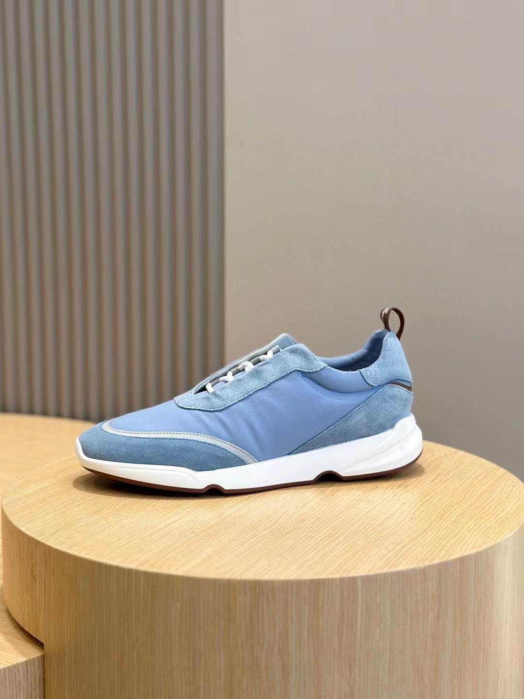 loro Piana Modular Walk Zapatillas deportivas para hombreEstas zapatillas deportivas están confeccio