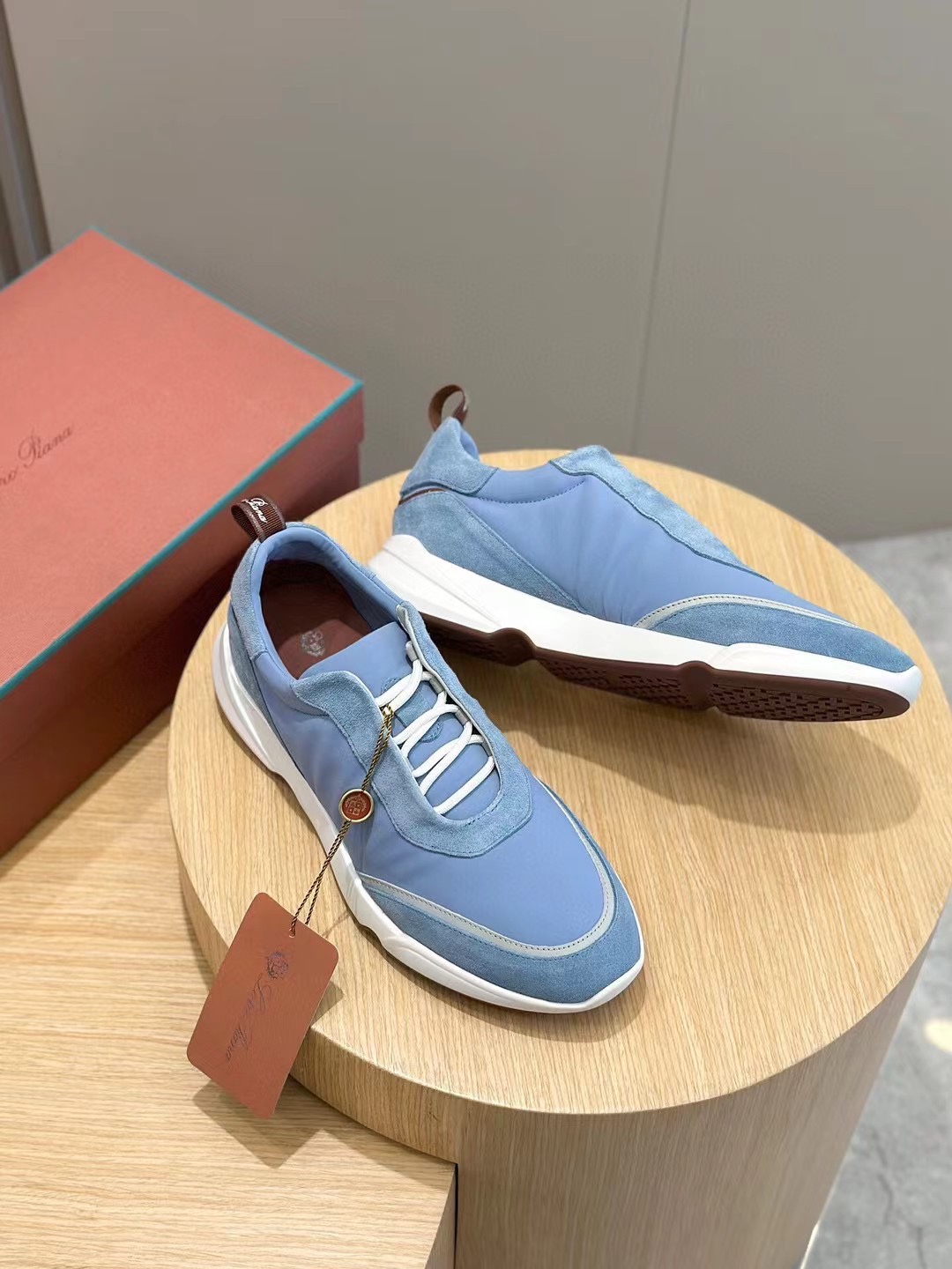 loro Piana Modular Walk Zapatillas deportivas para hombreEstas zapatillas deportivas están confeccio