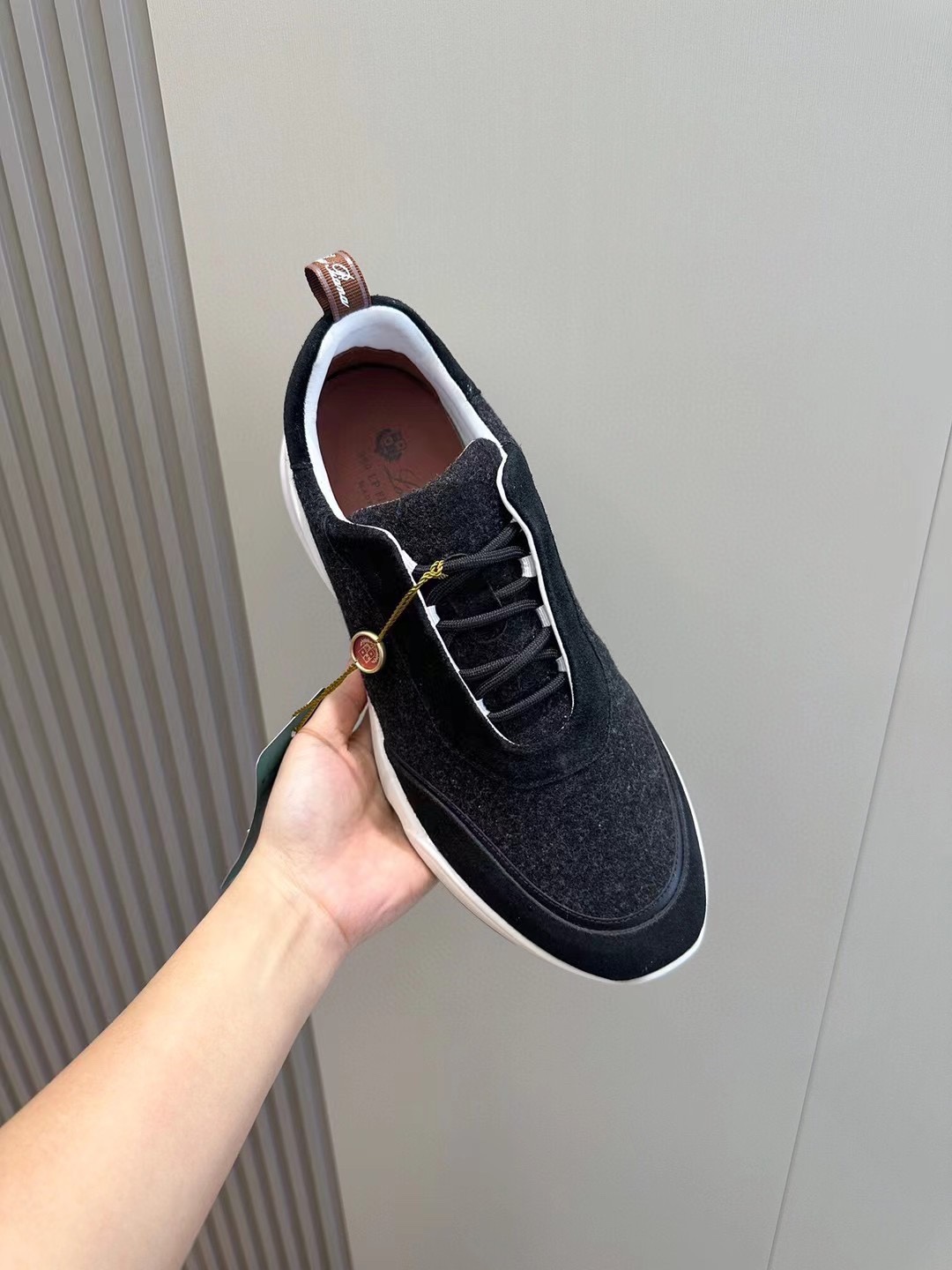 loro Piana Modular Walk Zapatillas deportivas para hombreEstas zapatillas deportivas están confeccio