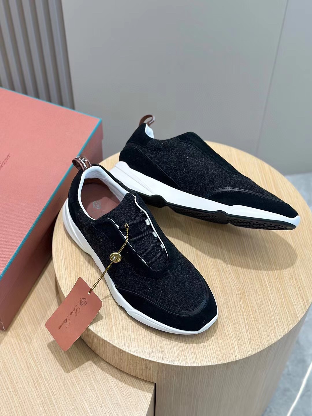 loro Piana Modular Walk Zapatillas deportivas para hombreEstas zapatillas deportivas están confeccio
