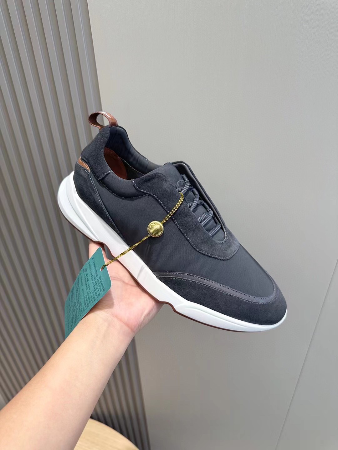 loro Piana Modular Walk Zapatillas deportivas para hombreEstas zapatillas deportivas están confeccio