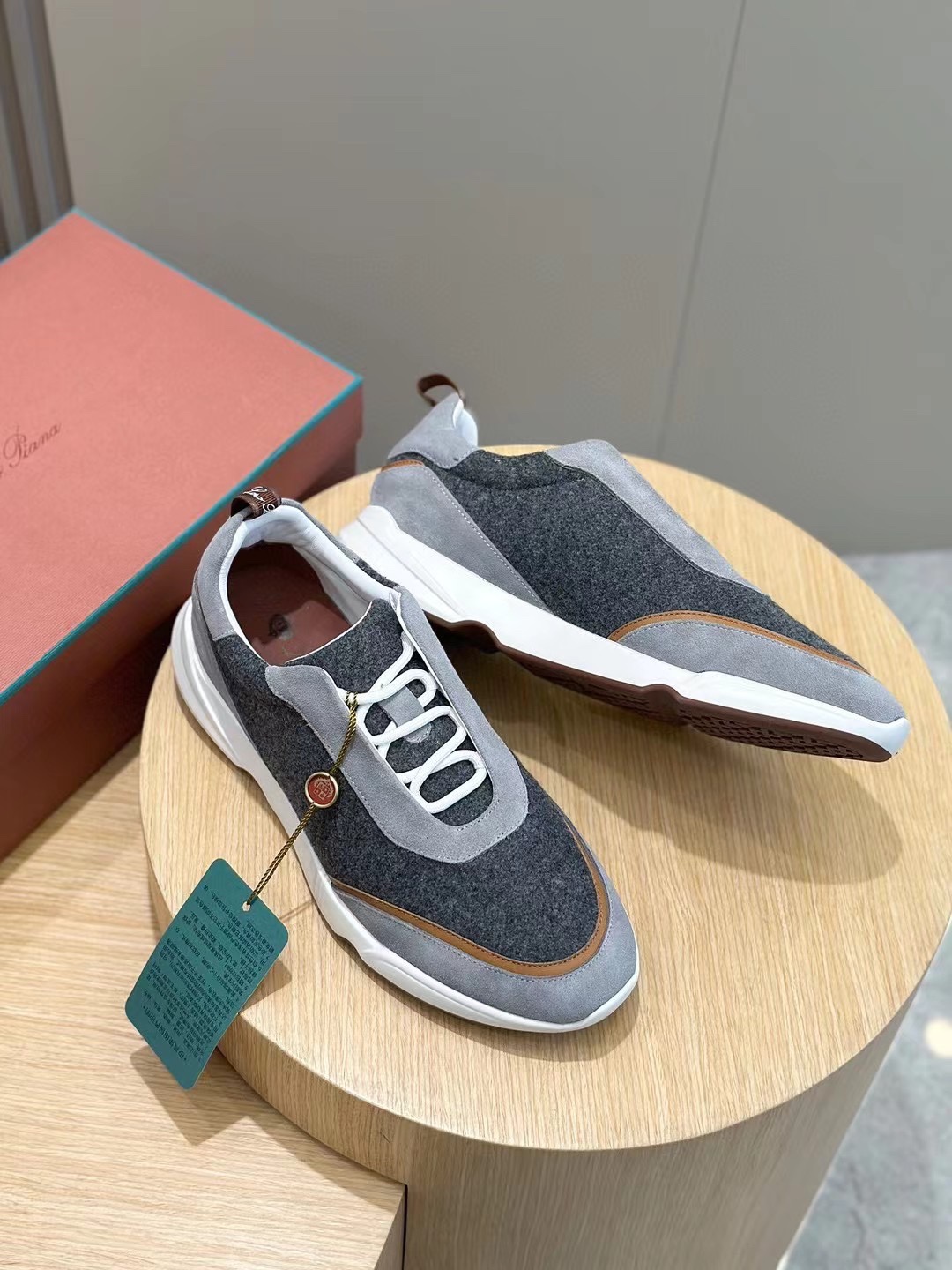 loro Piana Modular Walk Zapatillas deportivas para hombreEstas zapatillas deportivas están confeccio
