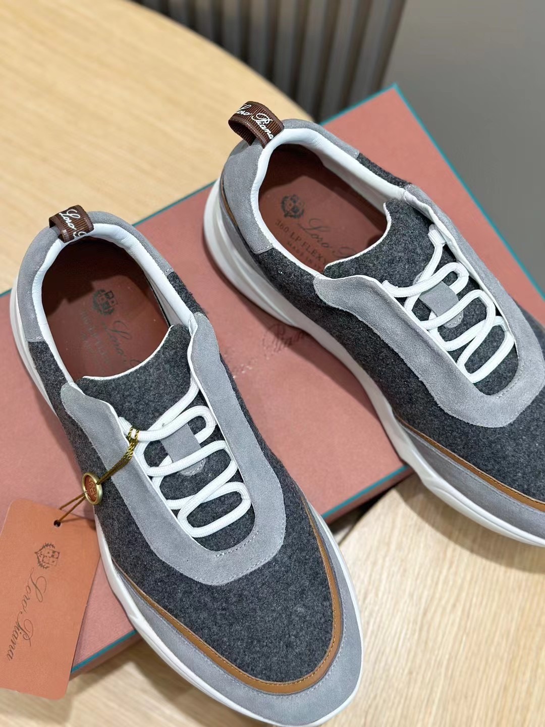 loro Piana Modular Walk Zapatillas deportivas para hombreEstas zapatillas deportivas están confeccio