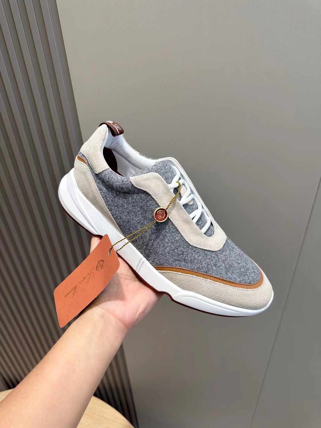 loro Piana Modular Walk Zapatillas deportivas para hombreEstas zapatillas deportivas están confeccio