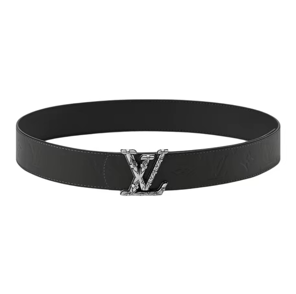 LV Dimension Drift 双面腰带以路易威登的经典元素挥洒街头型格。Monogram 图案一